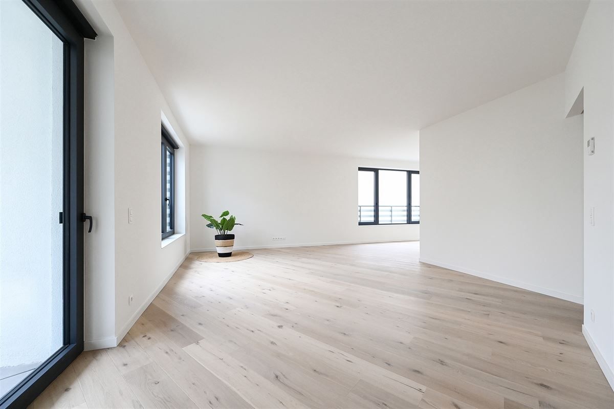 Stijlvol nieuwbouw 3 slaapkamerappartement (137m²) in project Zilverkwartier foto 8