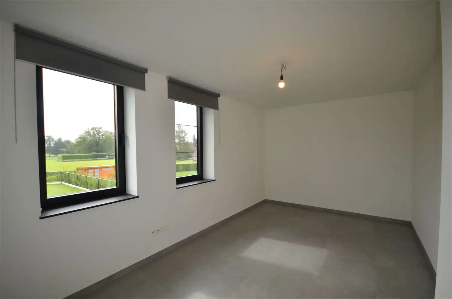 ENKEL AANMELDEN PER MAIL!! LUXUEUS AFGEWERKTE WONING IN PERFECTE STAAT! foto 14