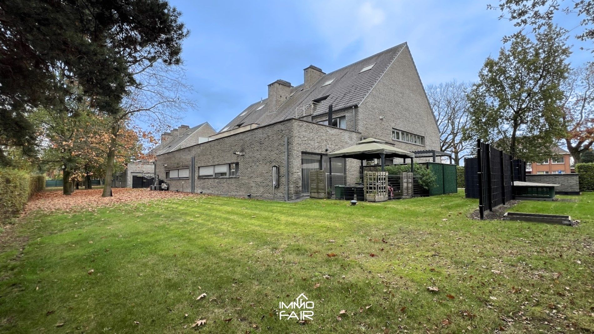 Gelijkvloers, energiezuinig appartement met 3 slaapkamers foto 12