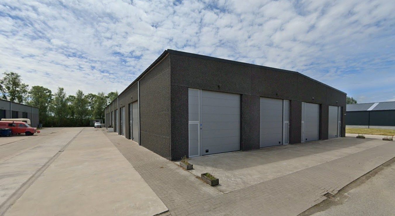 Opslagloods met verdieping te huur aan de Transitoweg in Nieuwvliet foto {{pictureIndex}}