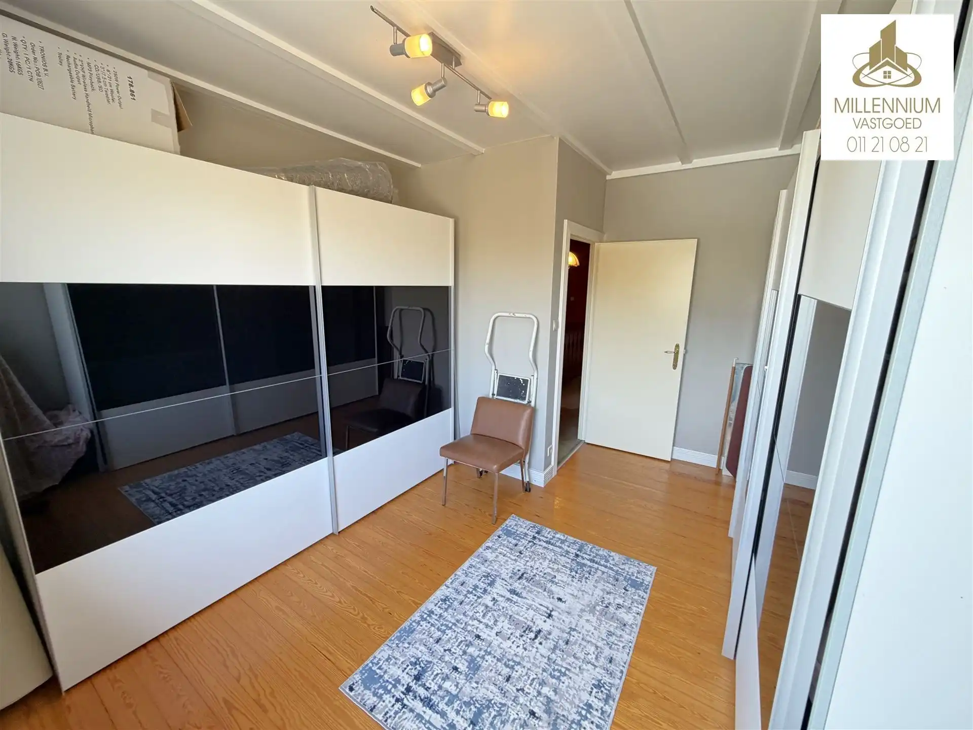 Commercieel gebouw foto 18