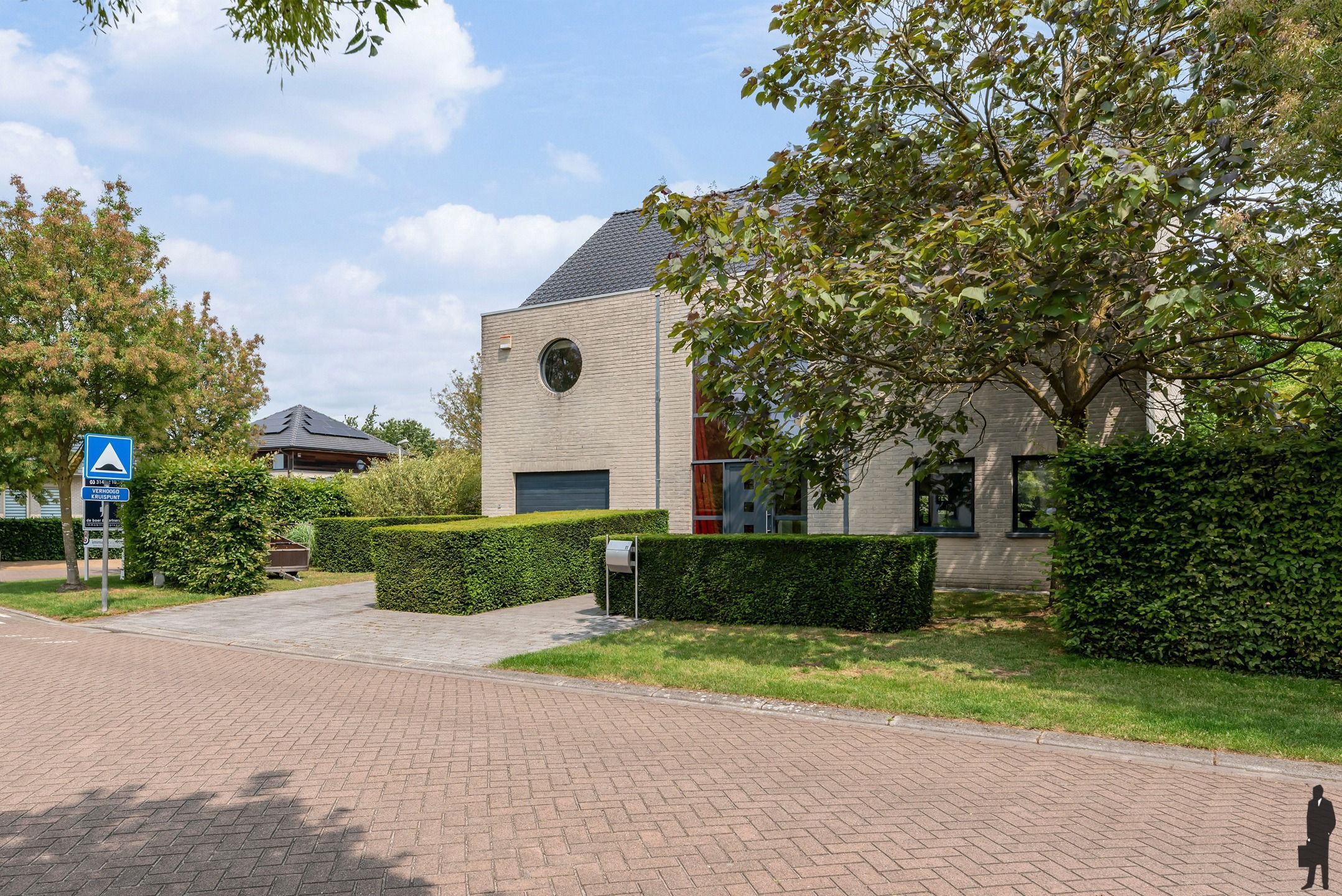 Instapklare woning met zwemvijver in Hoogstraten! foto 50