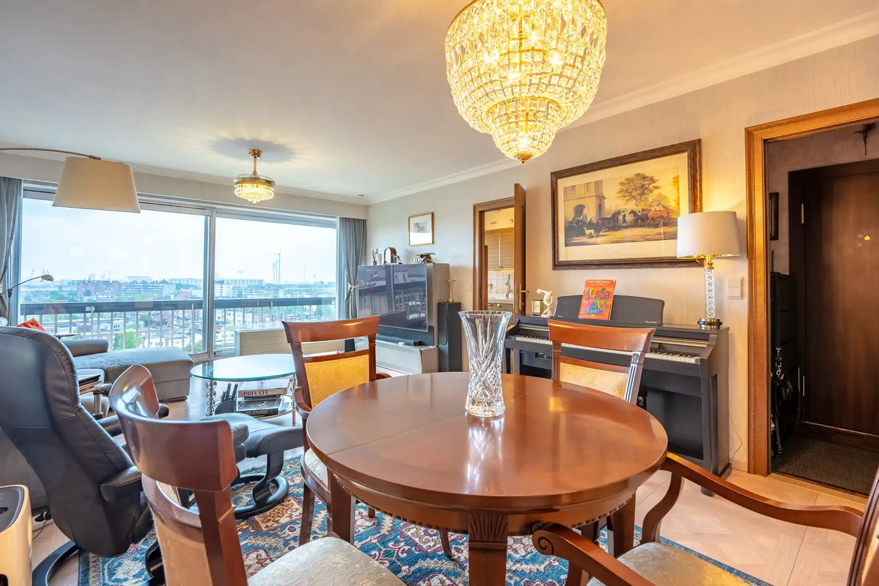 Appartement met 2 slaapkamers, 2 terrassen en een staanplaats met laadpaal! foto 3