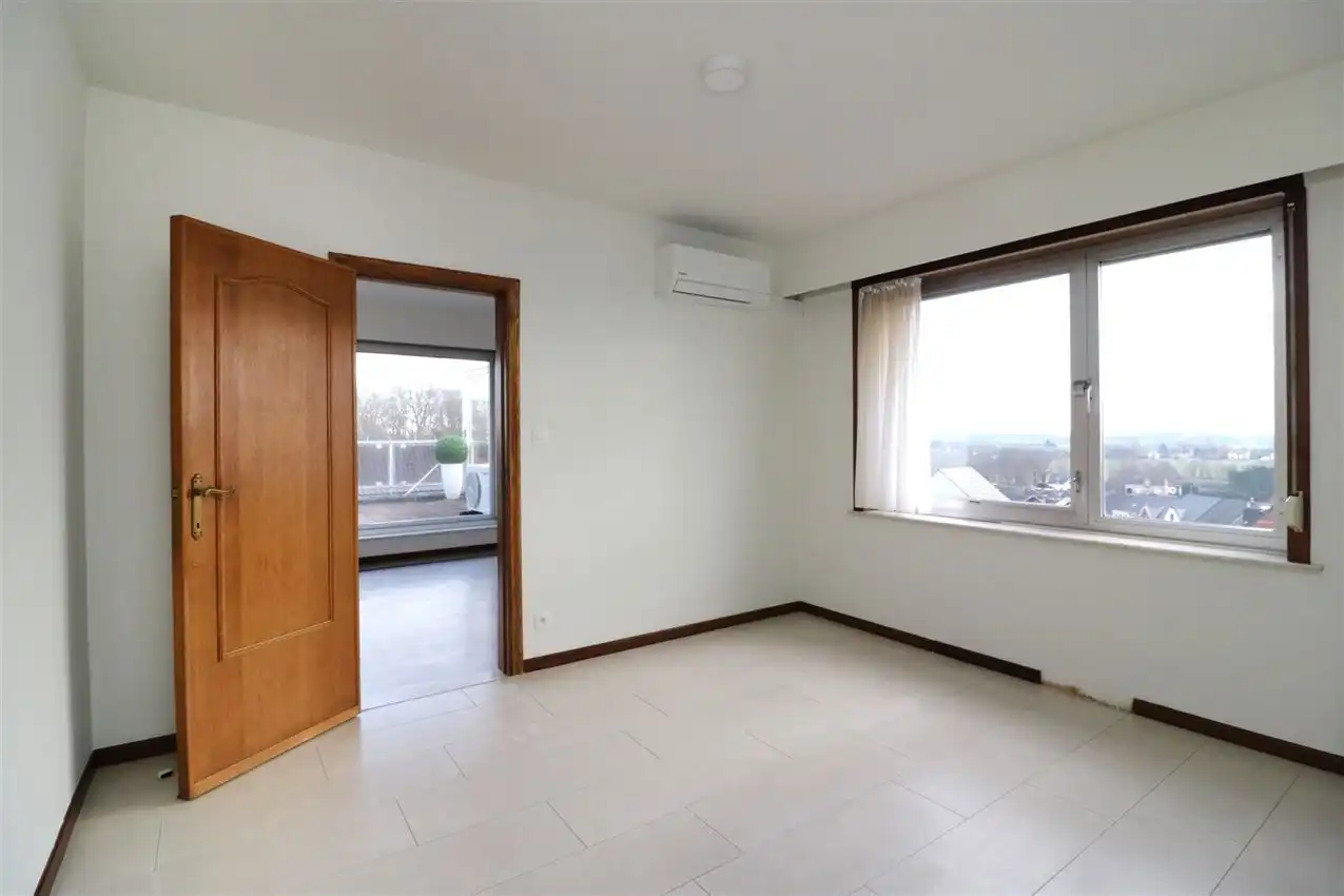 Prachtig en centraal gelegen studio in verzorgde residentie, met autostaanplaats foto 11