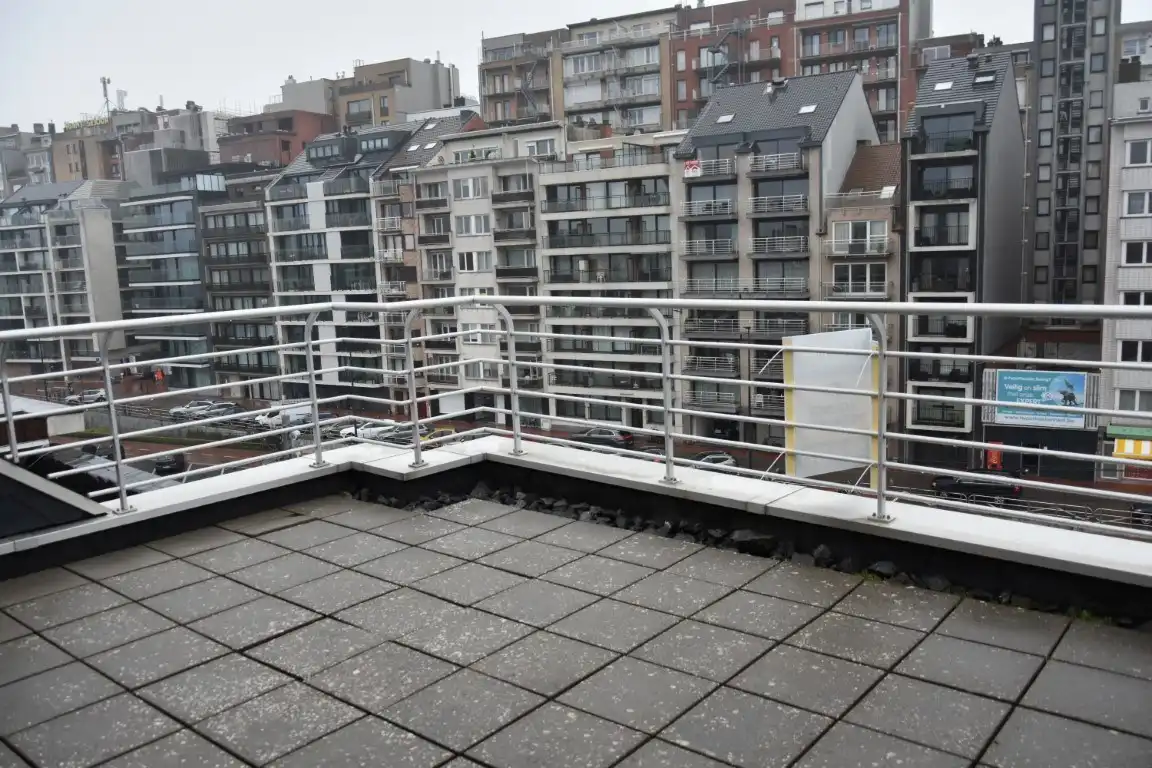 Duplex dakappartement met twee dakterrassen en prachtig uitzicht foto 3