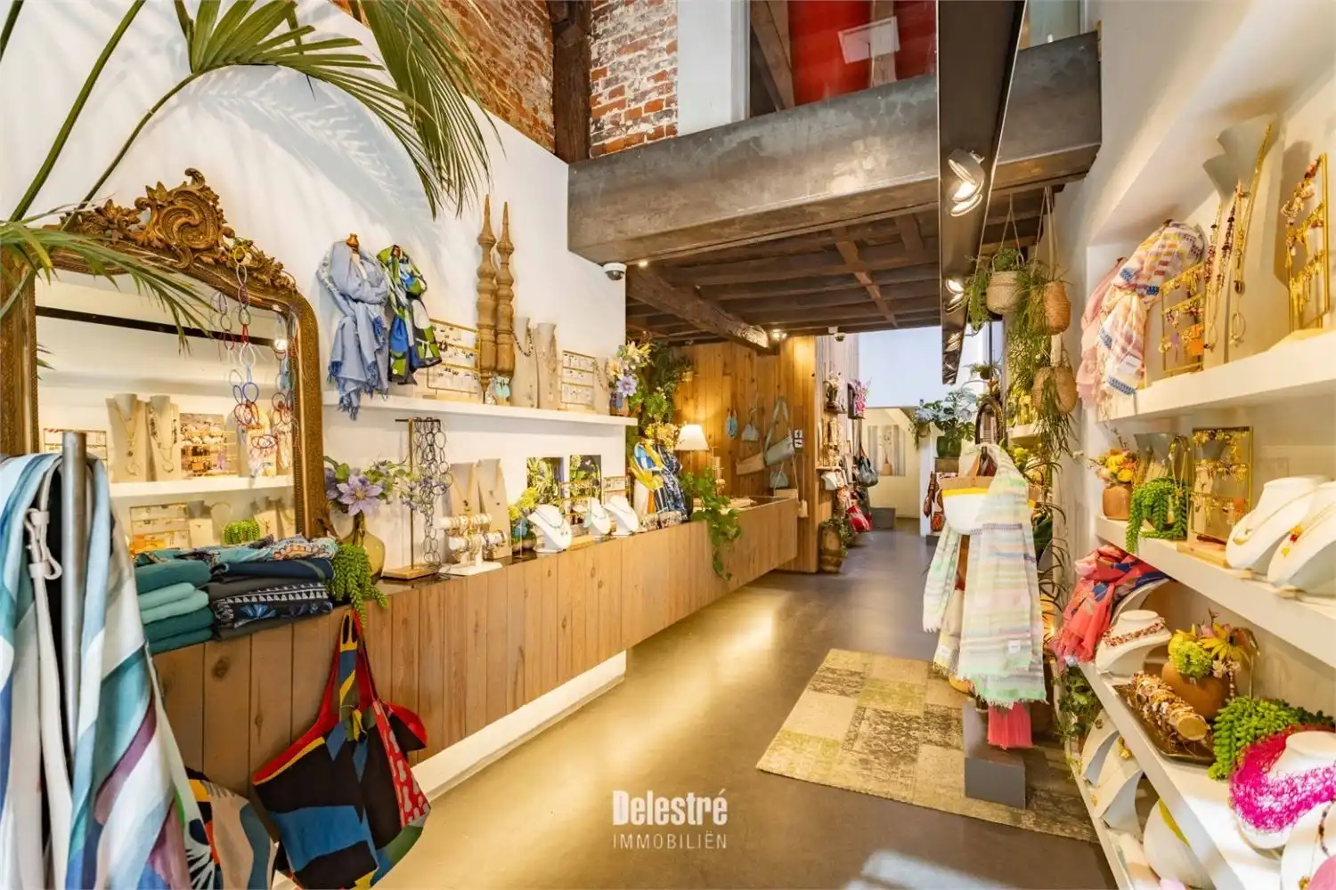 ENERGIEZUINIGE, LUXUEUS INGERICHTE HANDELSEIGENDOM MOLENSTRAAT foto {{pictureIndex}}