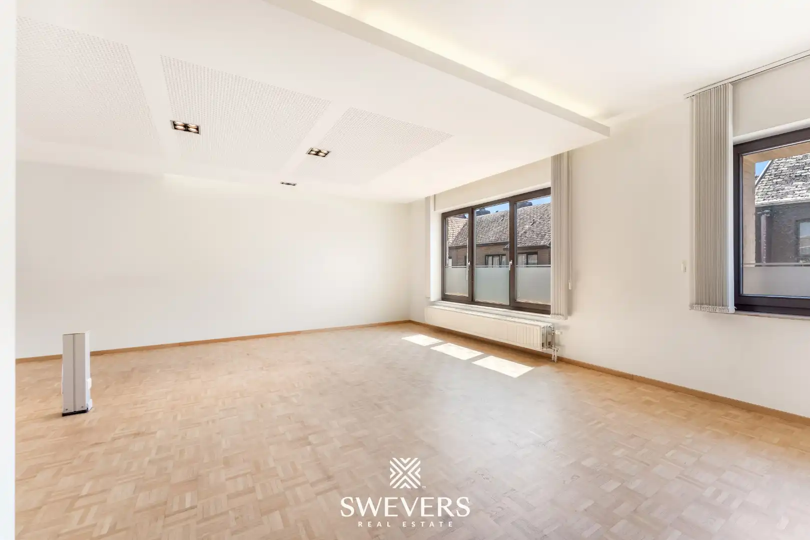 Veelzijdig handelspand op toplocatie in het centrum van Beringen foto 24