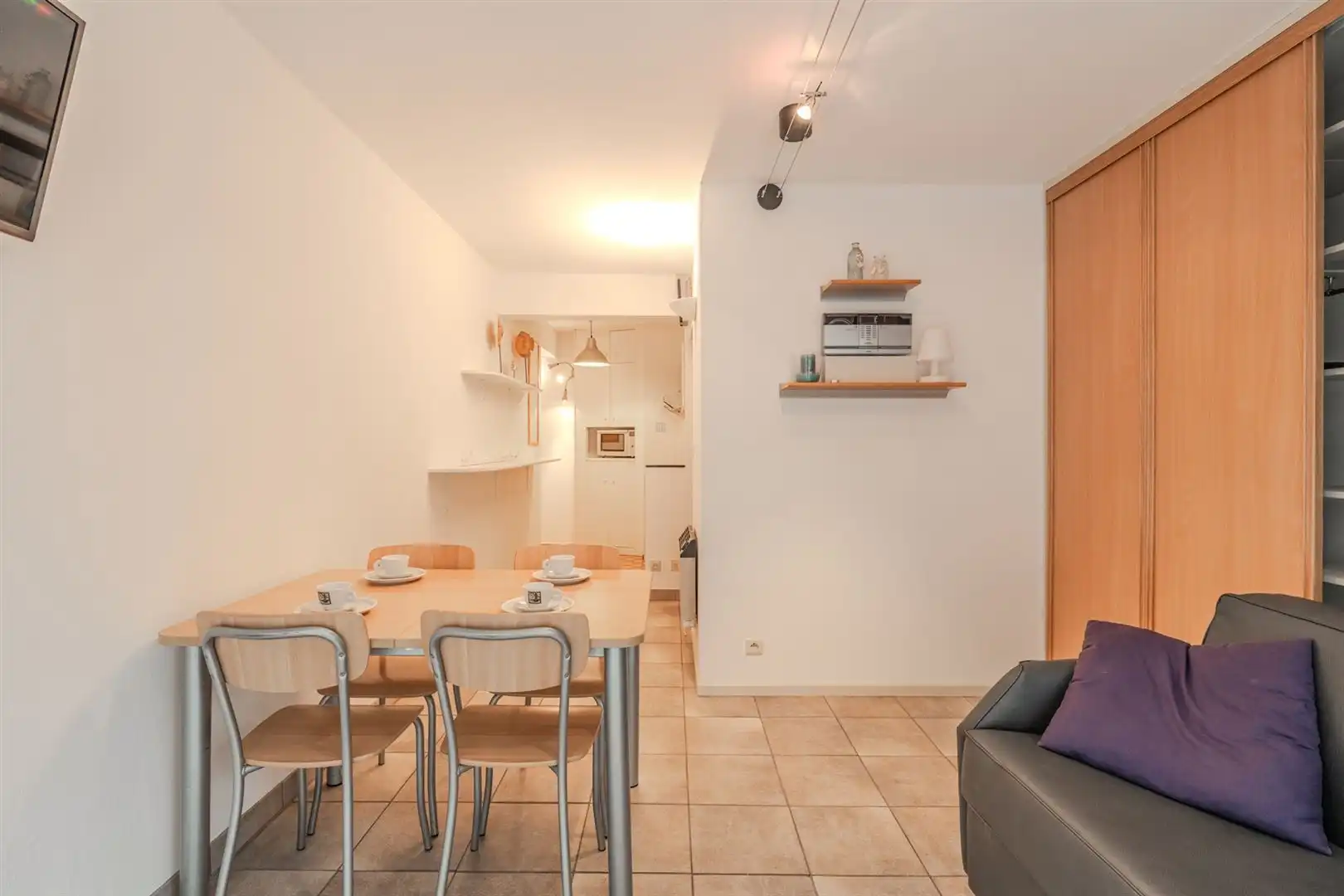 studio met lateraal zeezicht foto 3