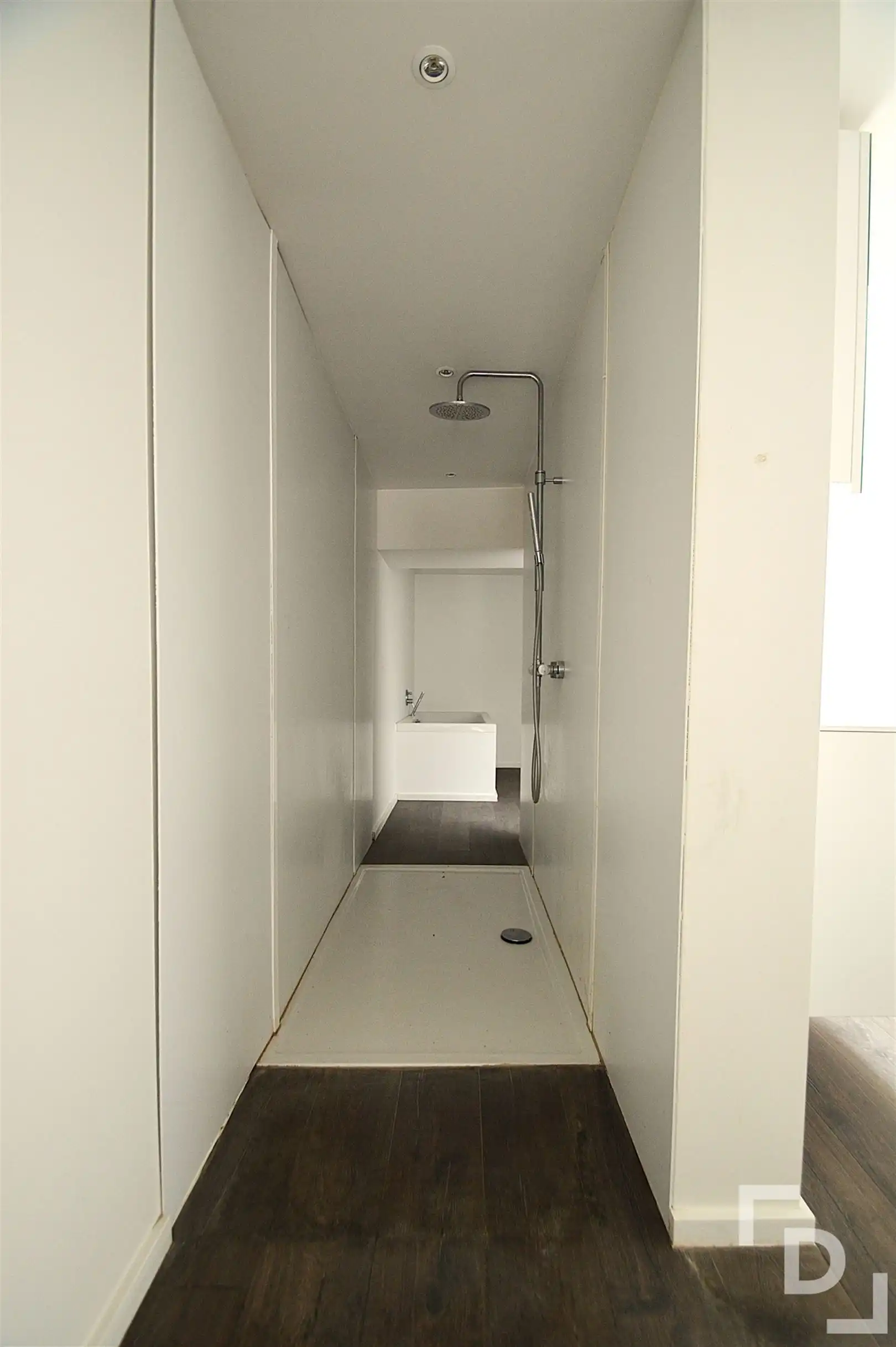 Exclusieve en ruime loft te koop in het hart van Ieper. foto 14