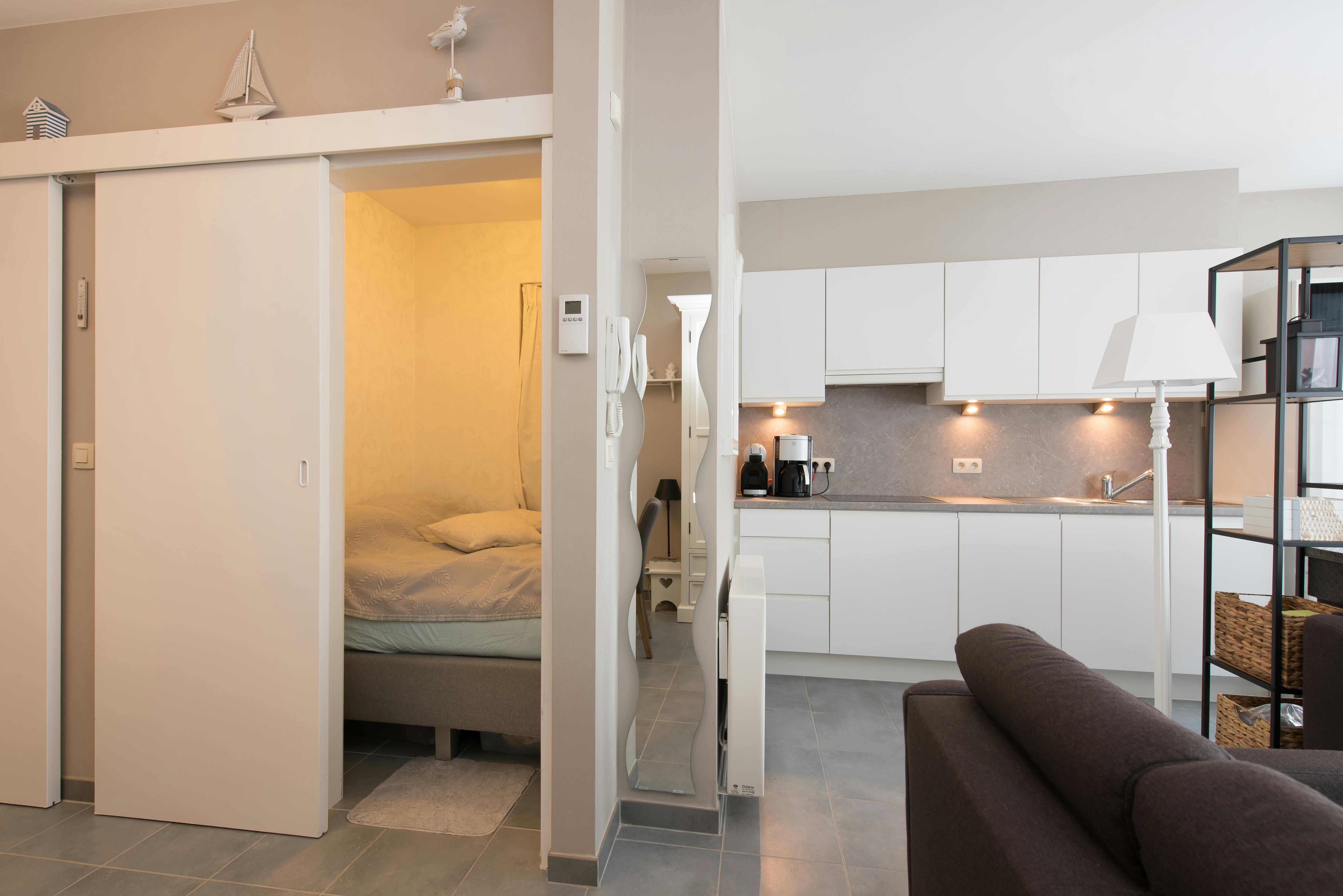 Gerenoveerde studio te koop nabij zeedijk Middelkerke foto 9