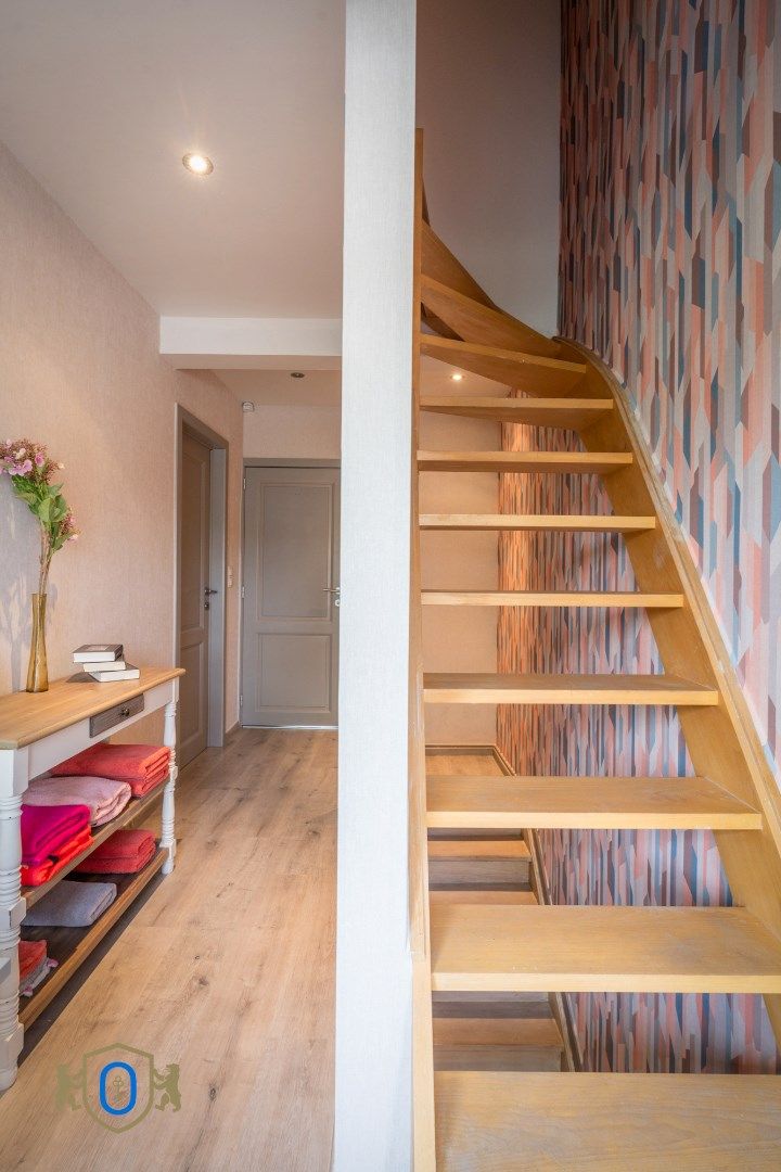 Charmante tussenwoning met tuin foto 21