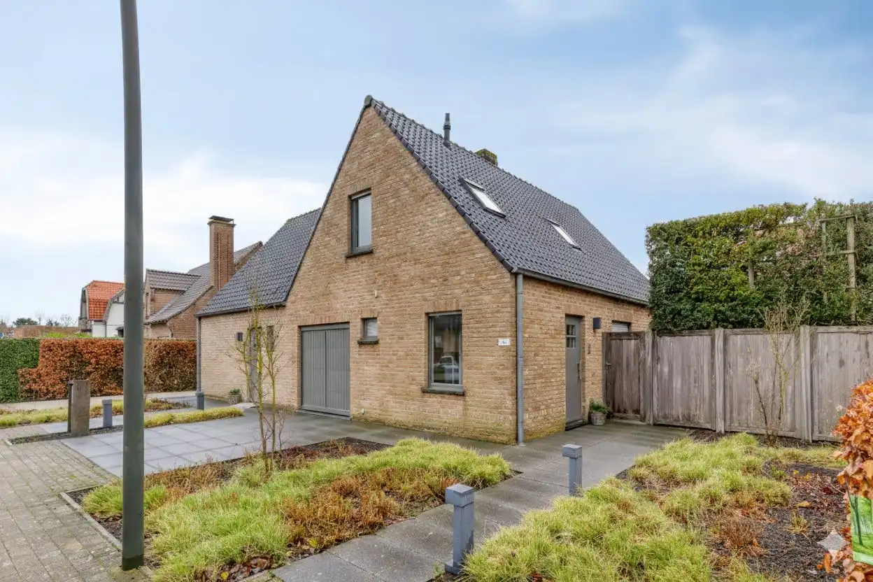 Villa met twee vergunde vakantiewoningen te Sint-Idesbald foto 15