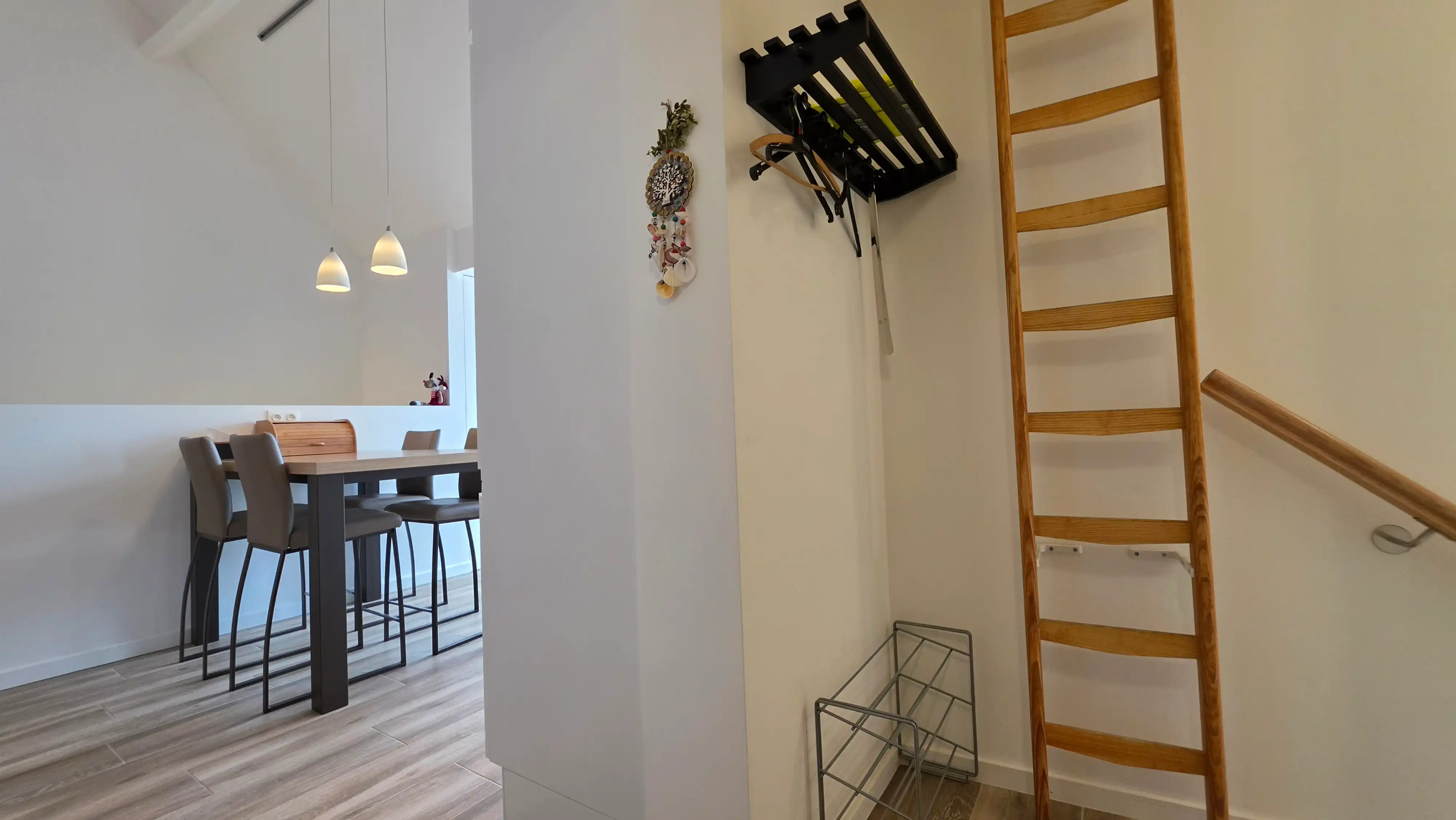 Luxueus twee slaapkamer app, terras, bureel, unieke ligging foto 17