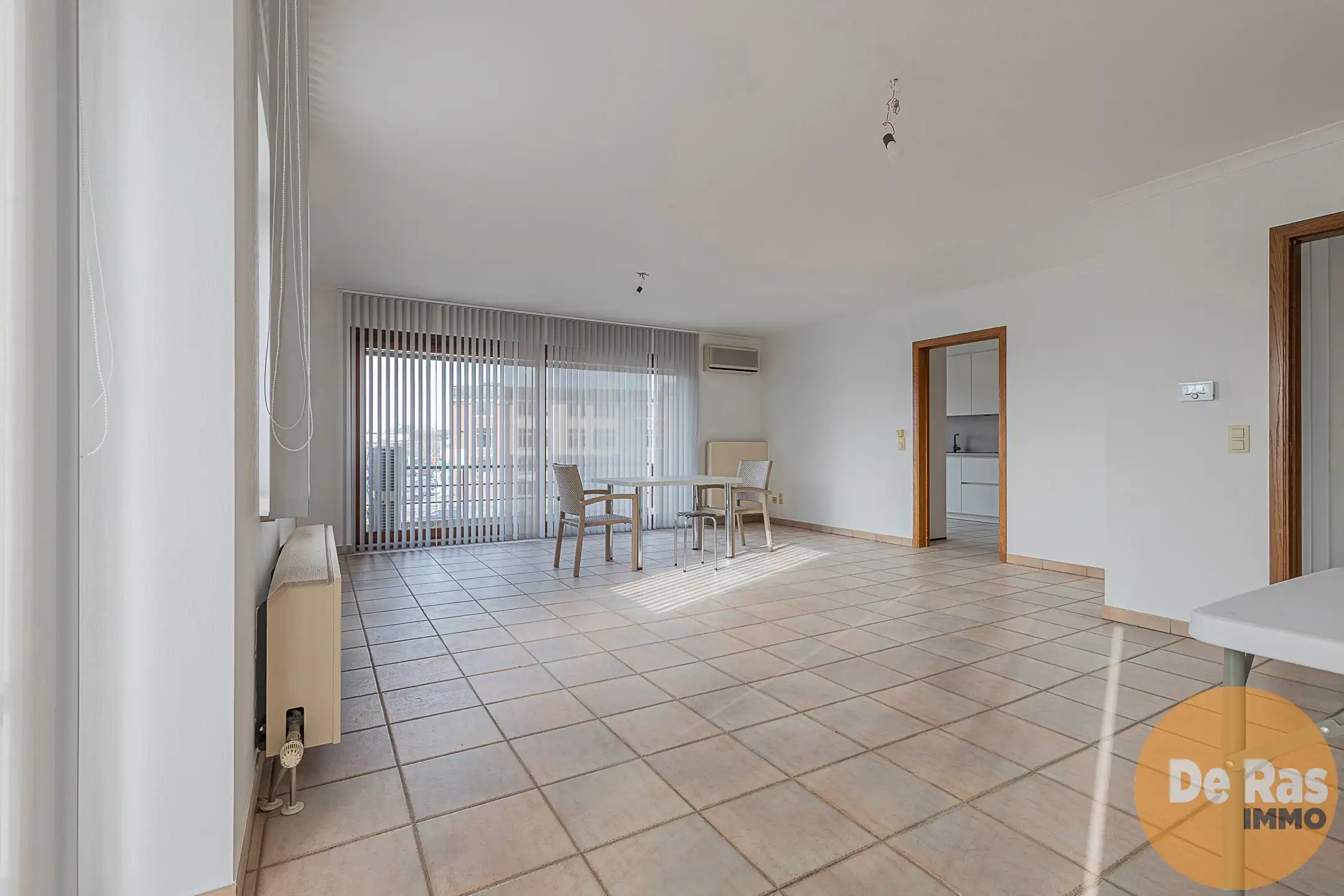 NINOVE - instapklaar ruim appartement op centrale ligging foto 8