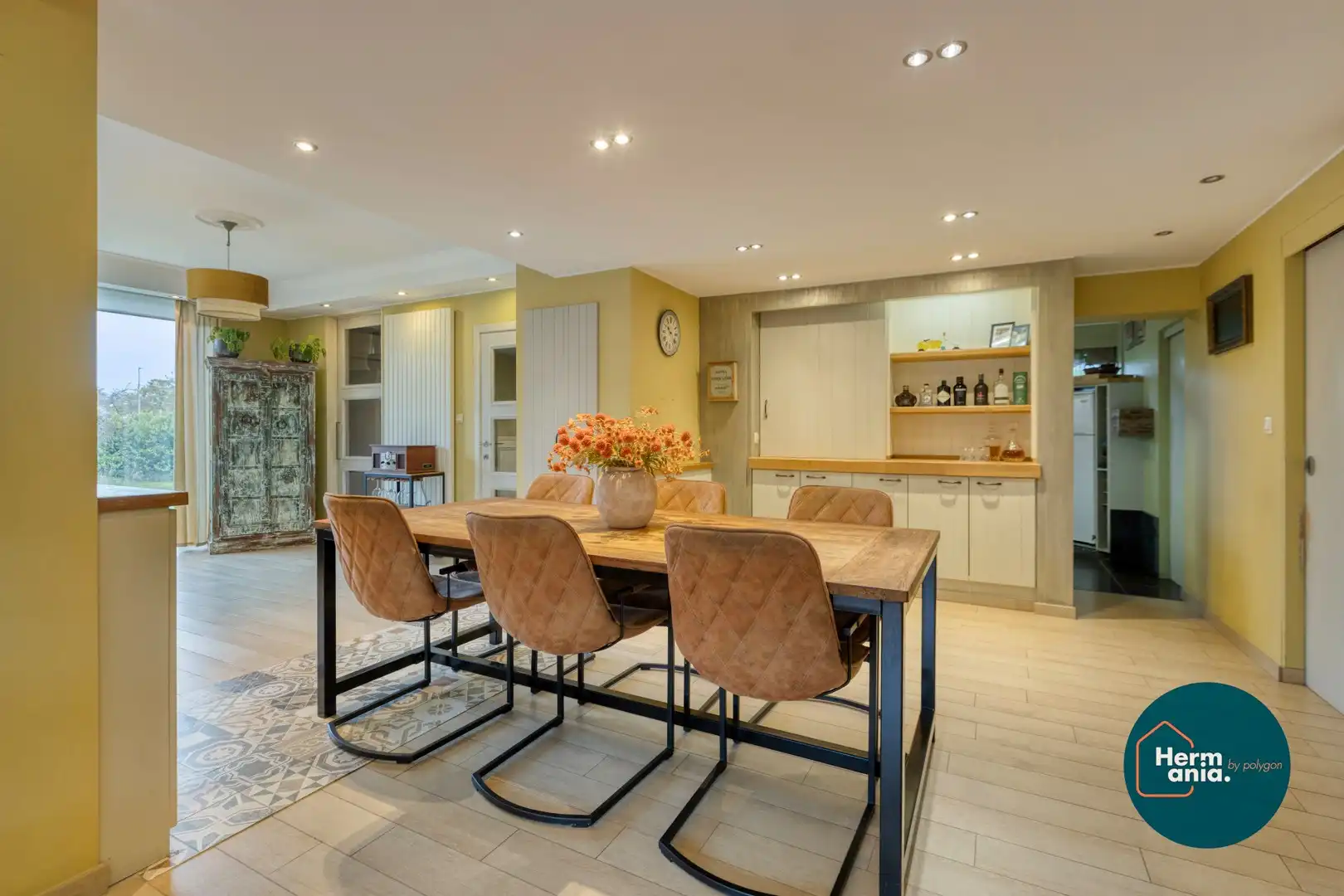 Te koop: Woning met enorm potentieel en een groot perceel in Genk foto 9