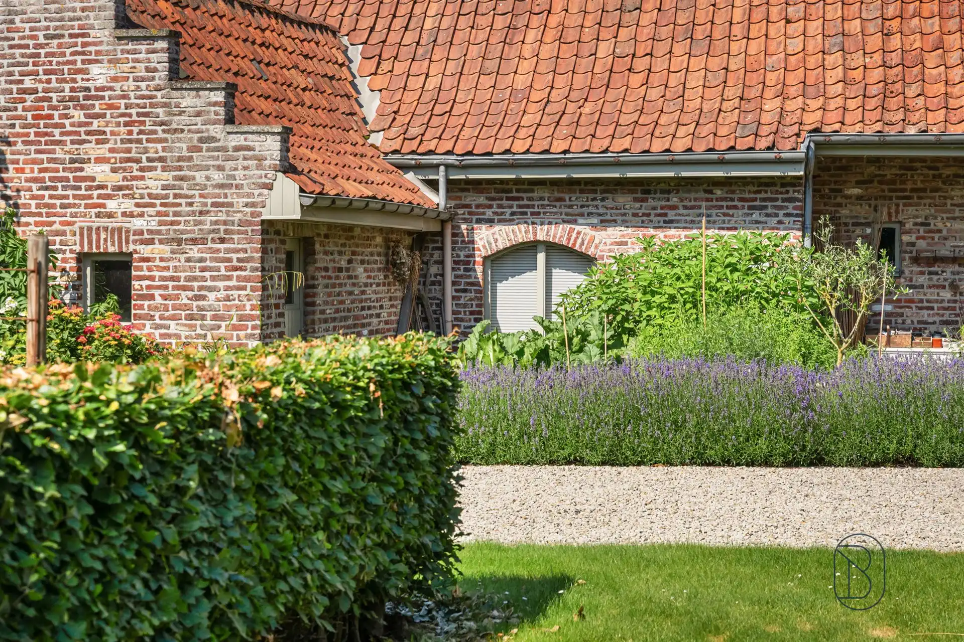 Charmante villa met tuin, garage en tal van mogelijkheden foto 4