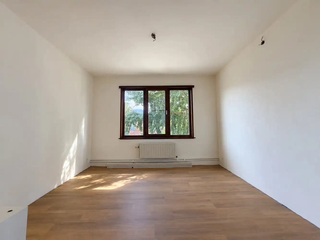 Ruim 2-slaapkamerappartement met extra bureauruimte foto 5