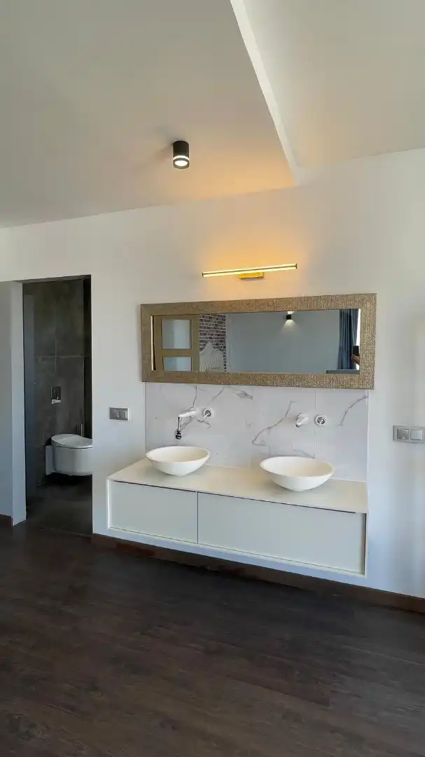 Uitzonderlijk ruime woning met uitzicht over de kustlijn   foto 12