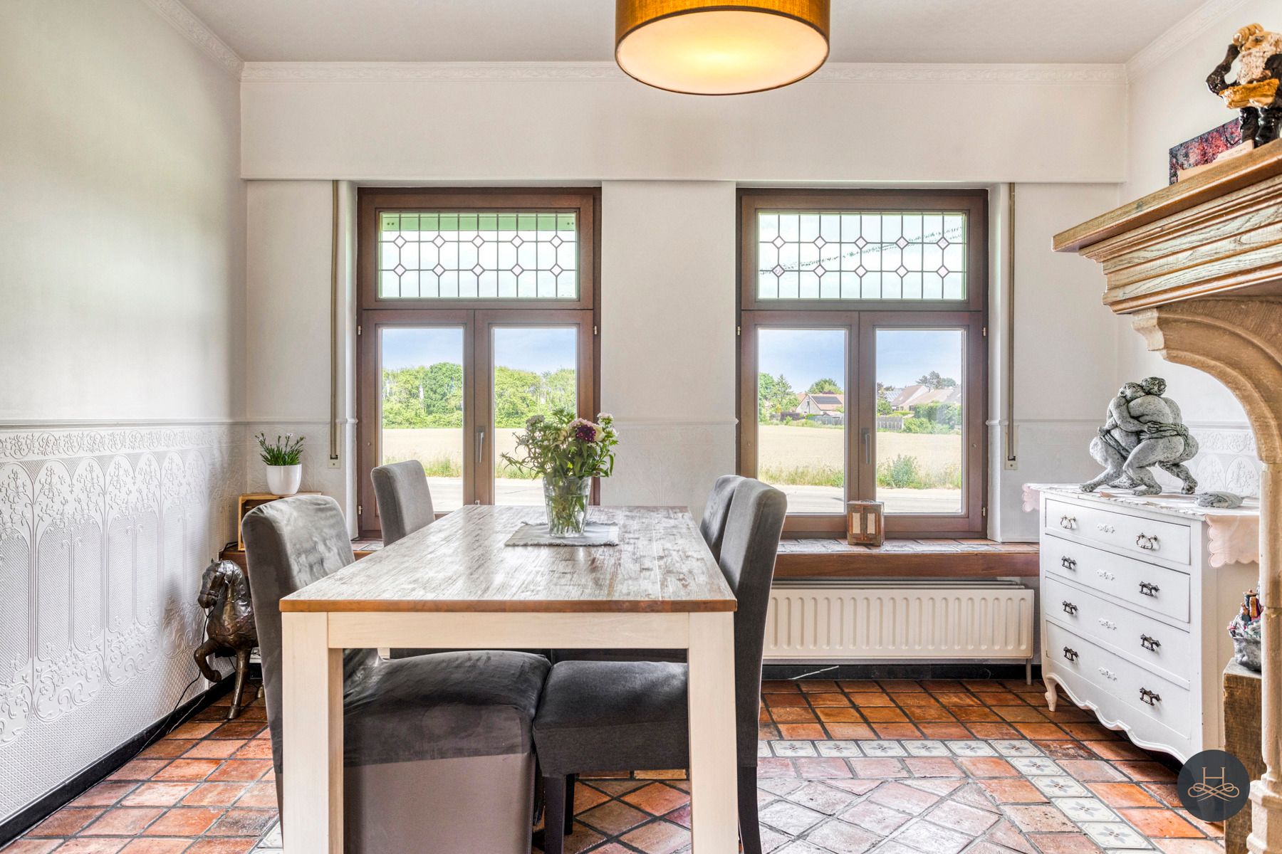Perfect onderhouden en ruime woning met prachtige ZW tuin foto 10