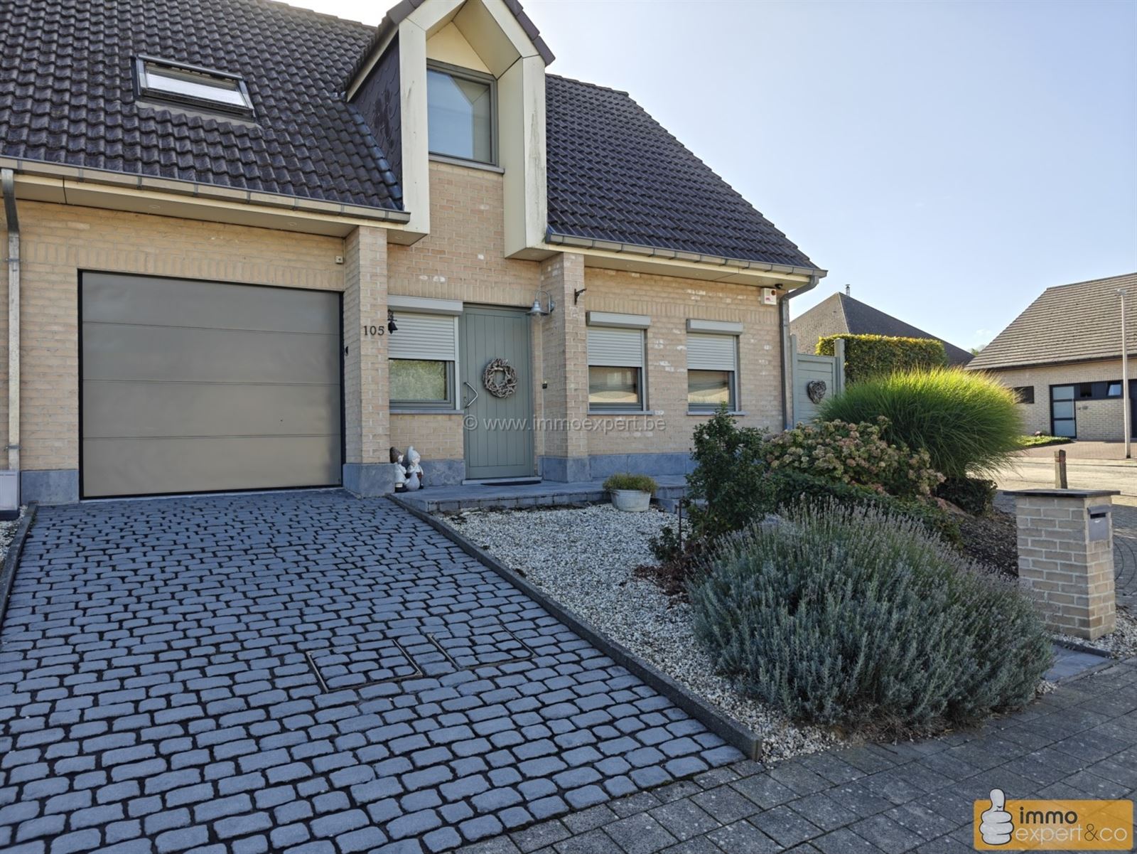 TERNAT: Picco-bello en energiezuinige woning. foto {{pictureIndex}}
