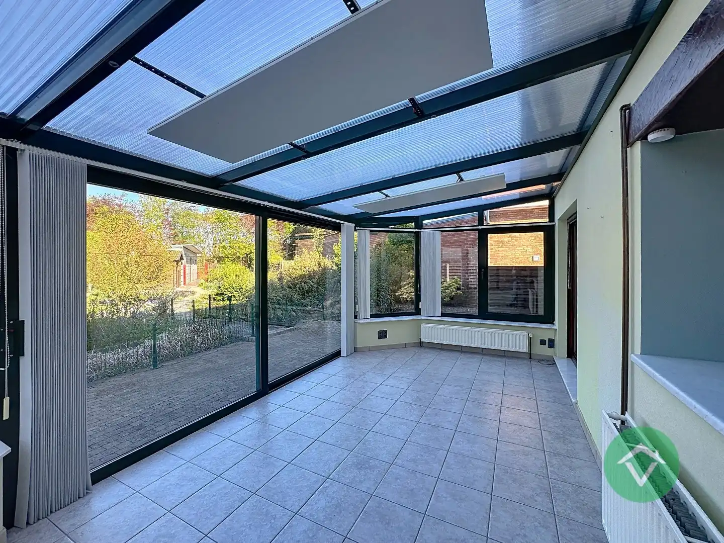 Ruime open bebouwing te huur in Eernegem foto 8