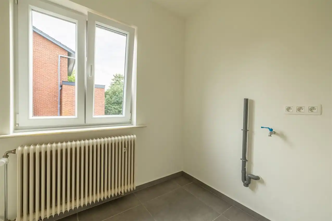 Volledig gerenoveerde woning met 3 slpk., veranda en magnifiek zicht vandaaruit foto 18