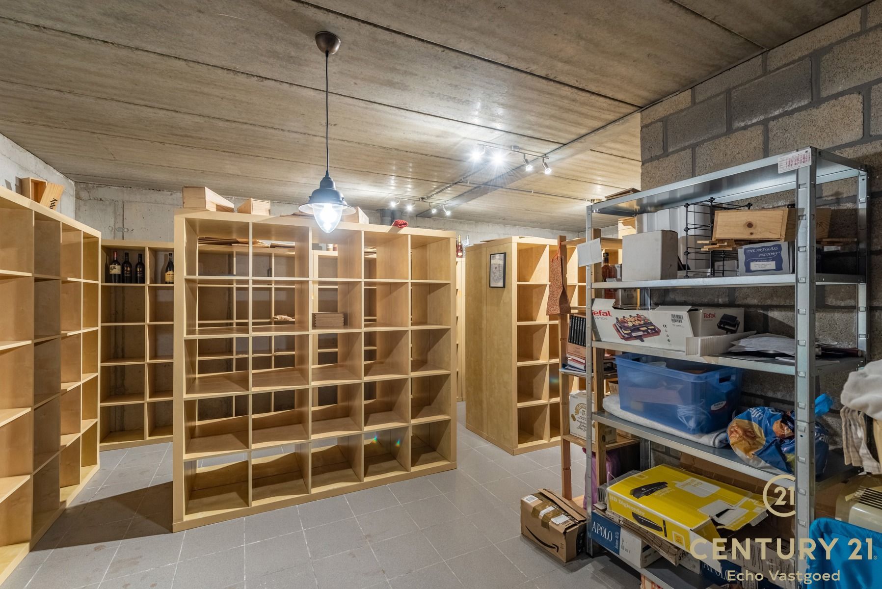 Riante villa met 5 slaapkamers, 4 badkamers en binnenzwembad foto 14