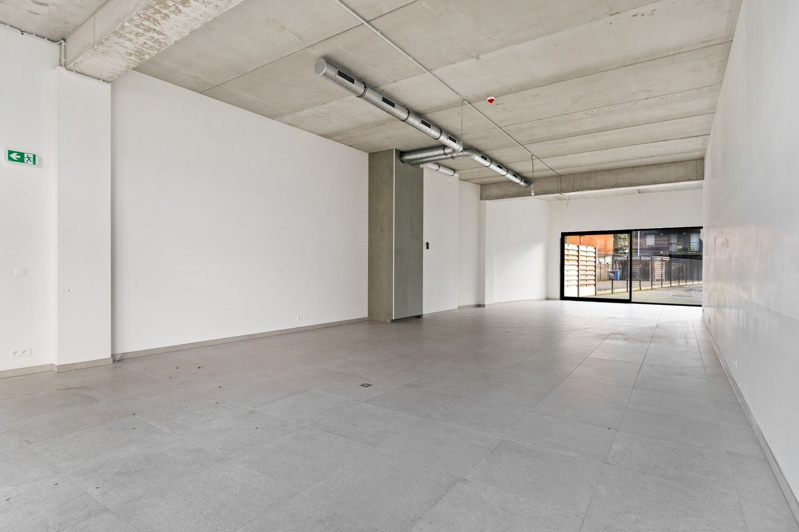 Nieuwbouw handelspand ca. 110 m² in centrum (!) Brasschaat foto 4