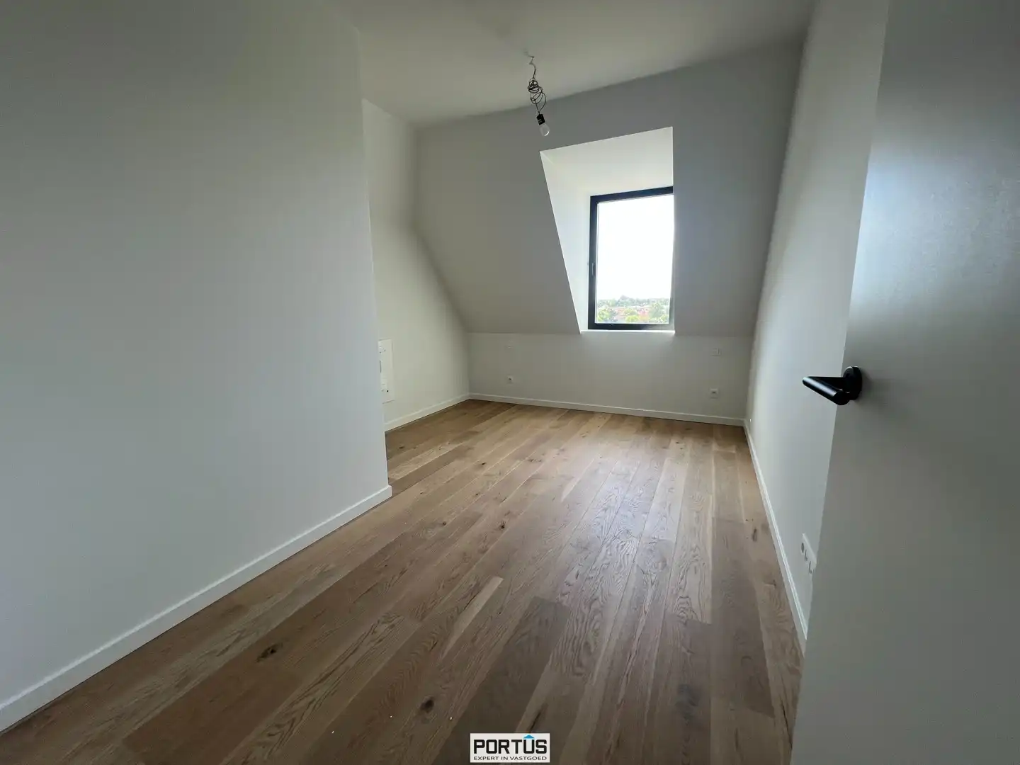 Instapklaar nieuwbouwappartement te koop met 2 slaapkamers in Residentie Portanic te Nieuwpoort foto 8