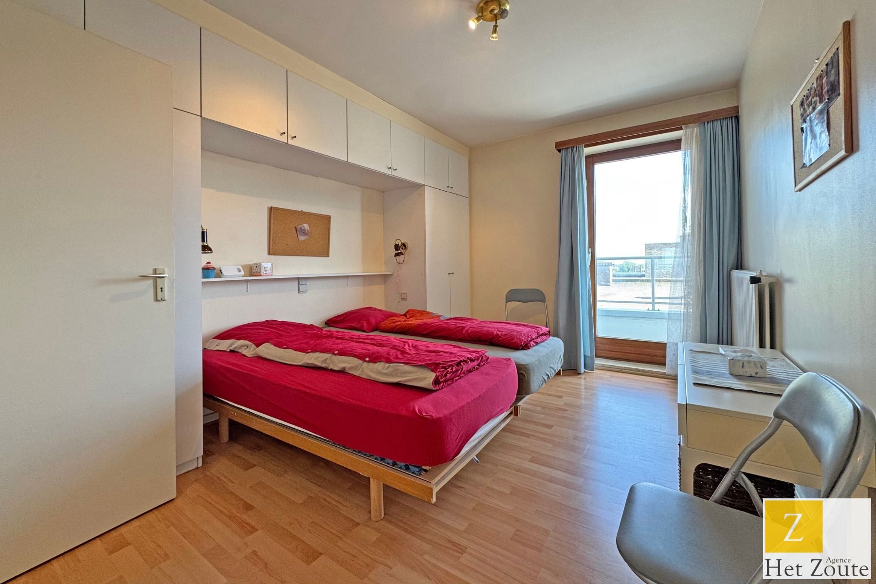 Ruim gemeubeld appartement met frontaal zeezicht te Knokke foto 9