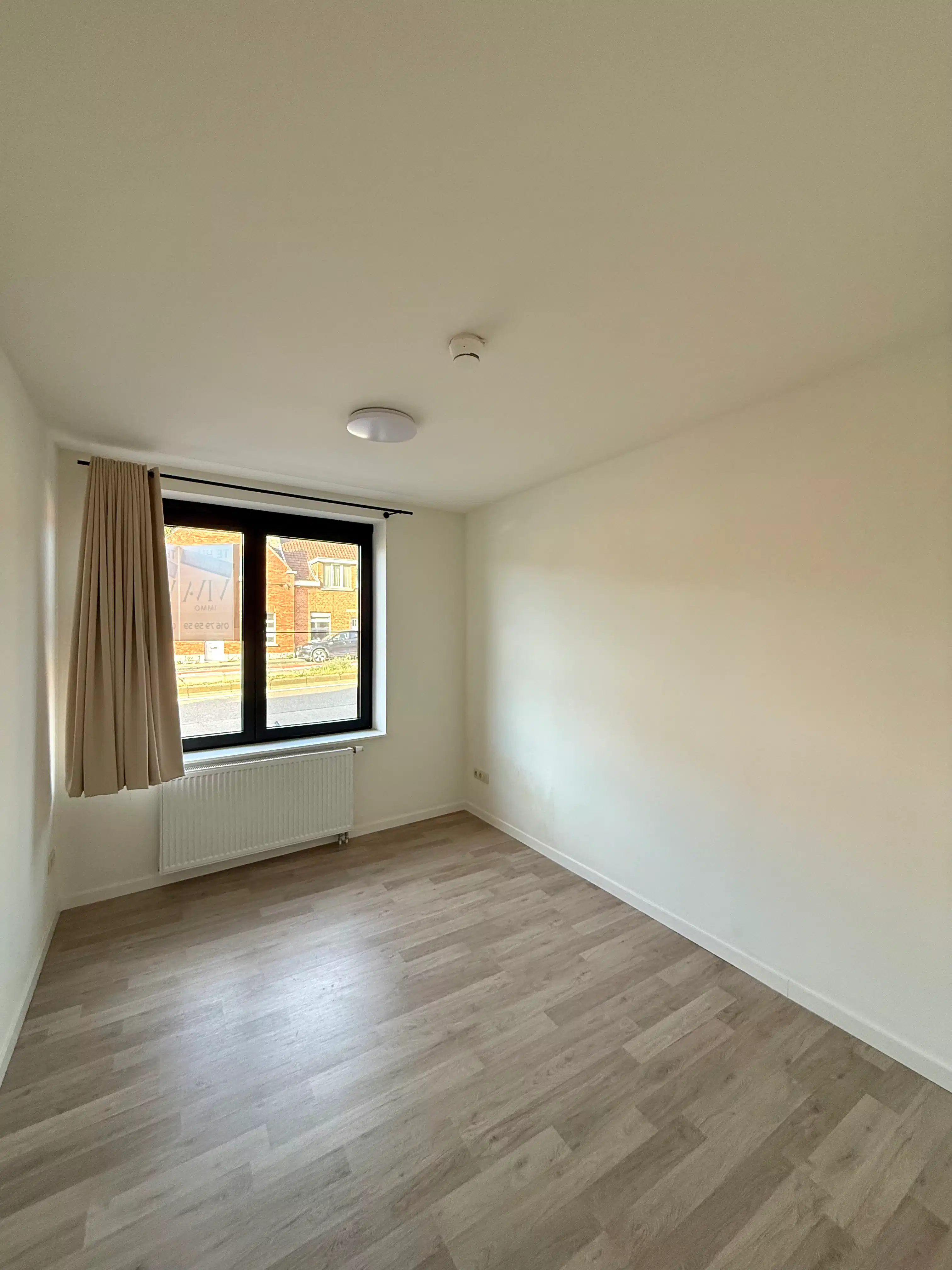 Ruim appartement met 4 slaapkamers en uitzonderlijk privatieve tuin foto 6
