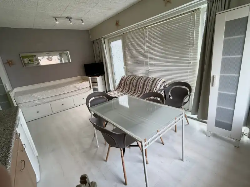 🌊 Gezellige studio te koop aan zee – Vosseslag, De Haan 🌿 foto 7