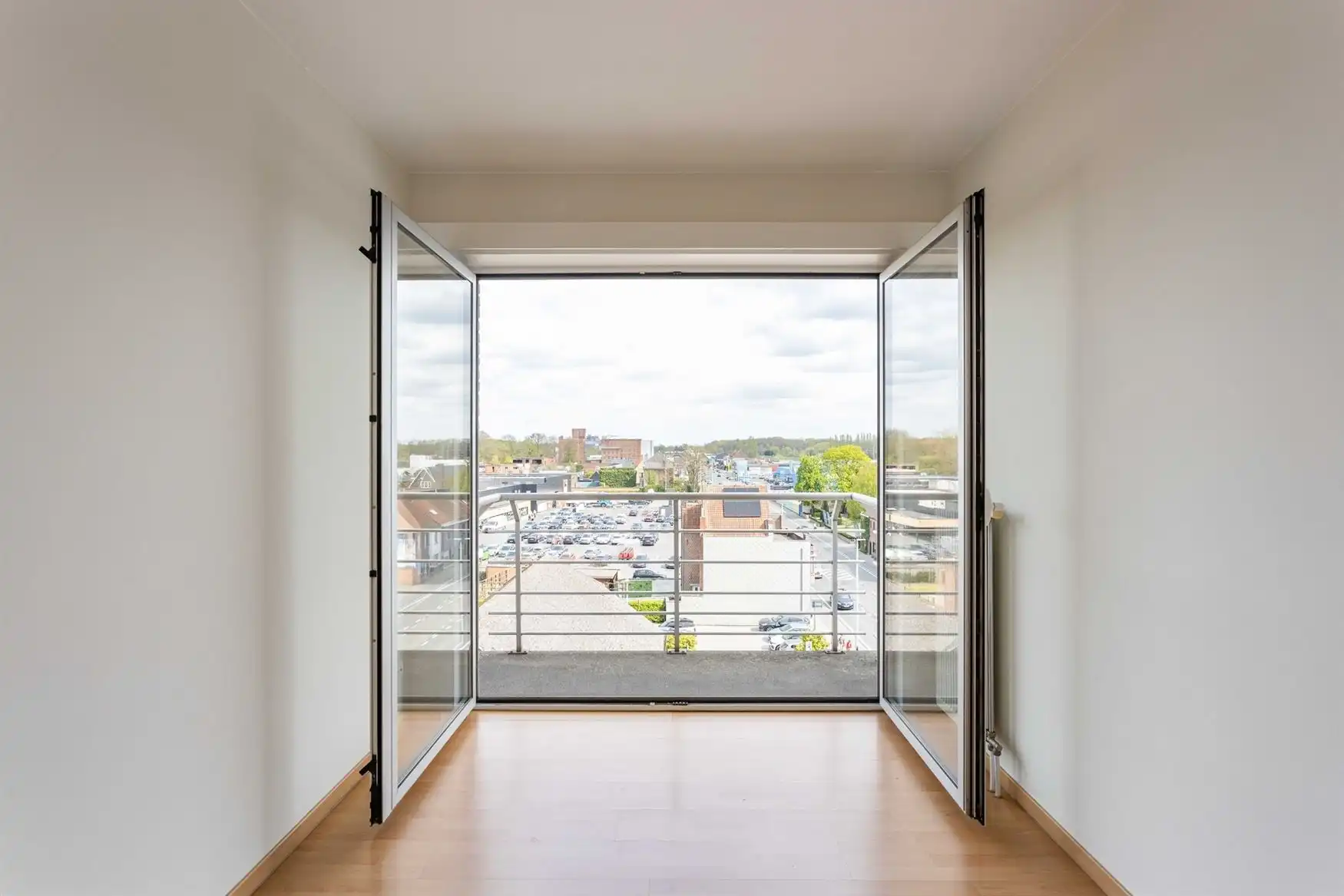 Instapklaar appartement met vergezichten in Deinze foto 12