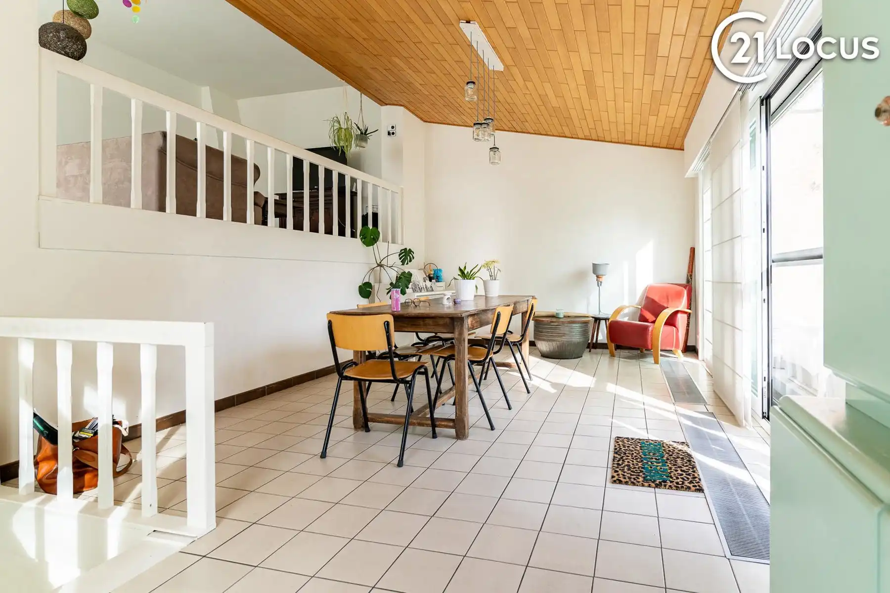 Ruime woning in rustige buurt te Zwijndrecht - 4 slaapkamers foto 4