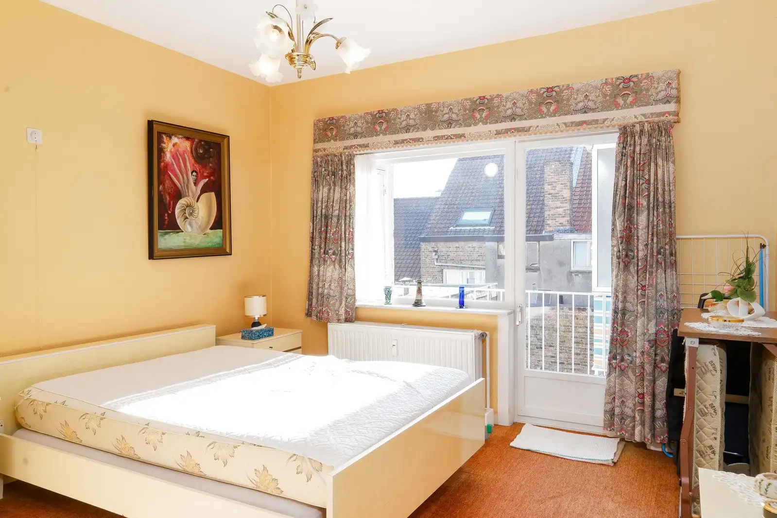 Licht op te frissen appartement op toplocatie! foto 11