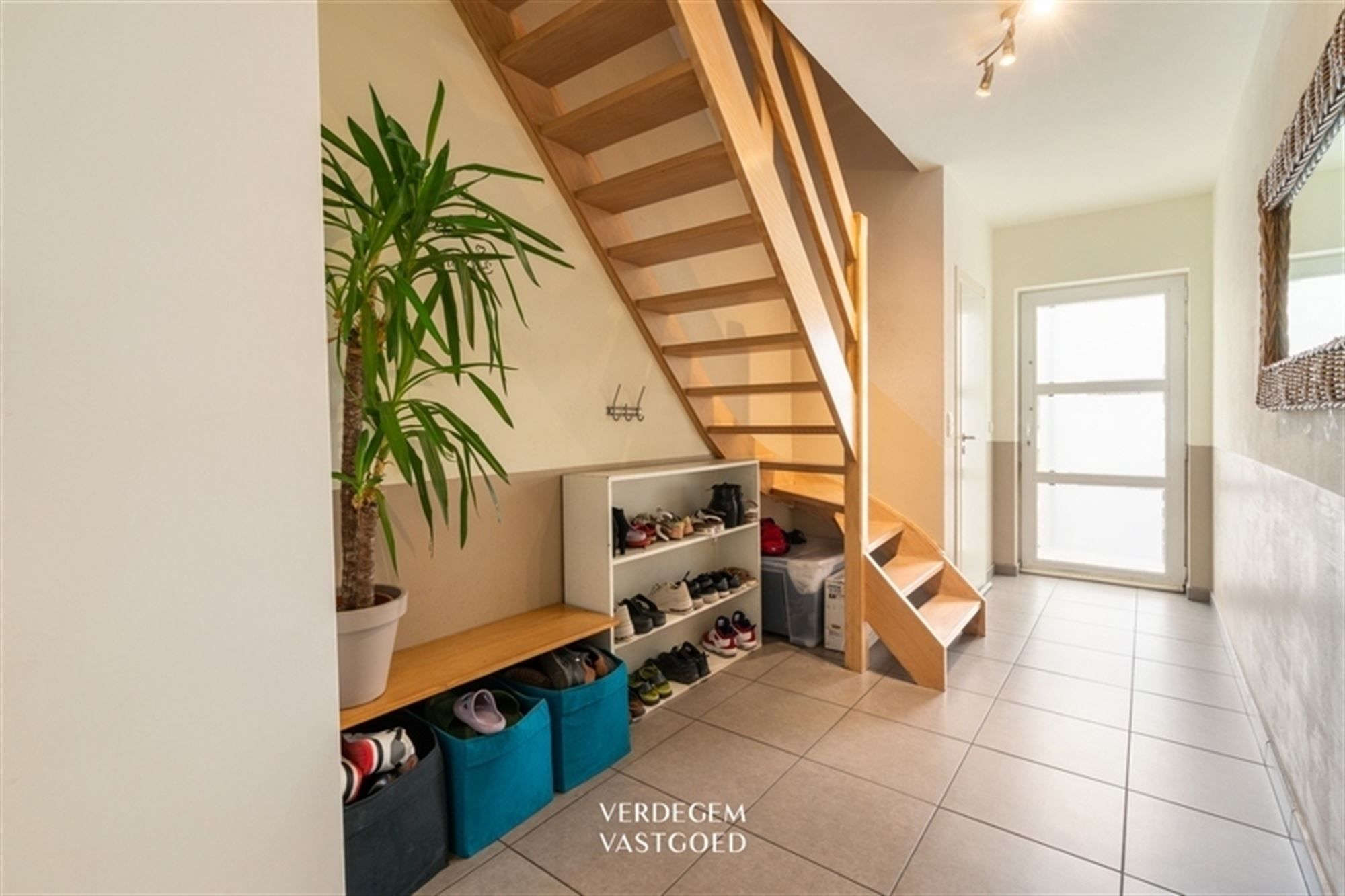 Instapklare woning met tuin, 3 slaapkamers en garage foto 6