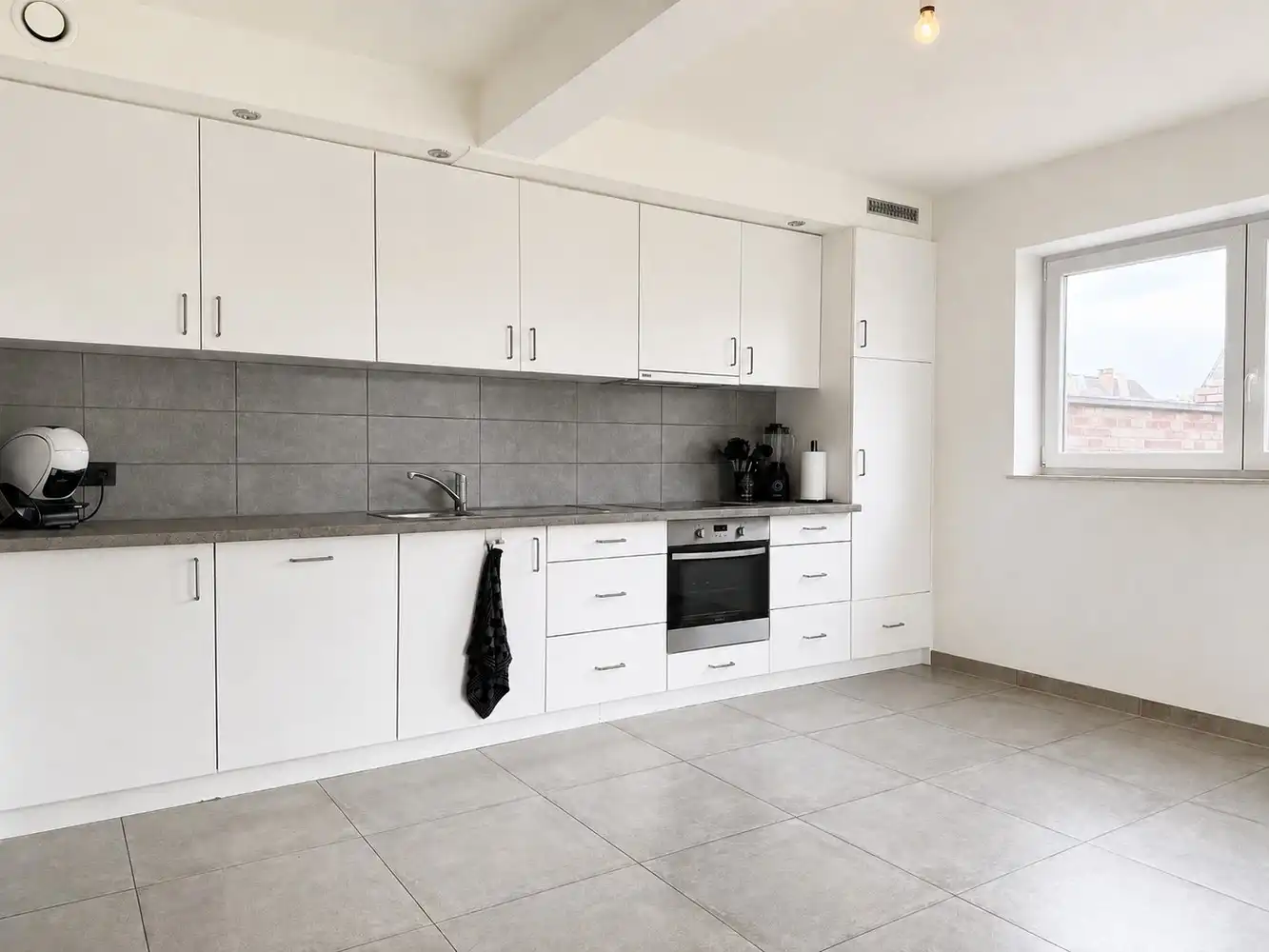 Recente, energiezuinige woning met 3 slaapkamers én grote tuin foto 4