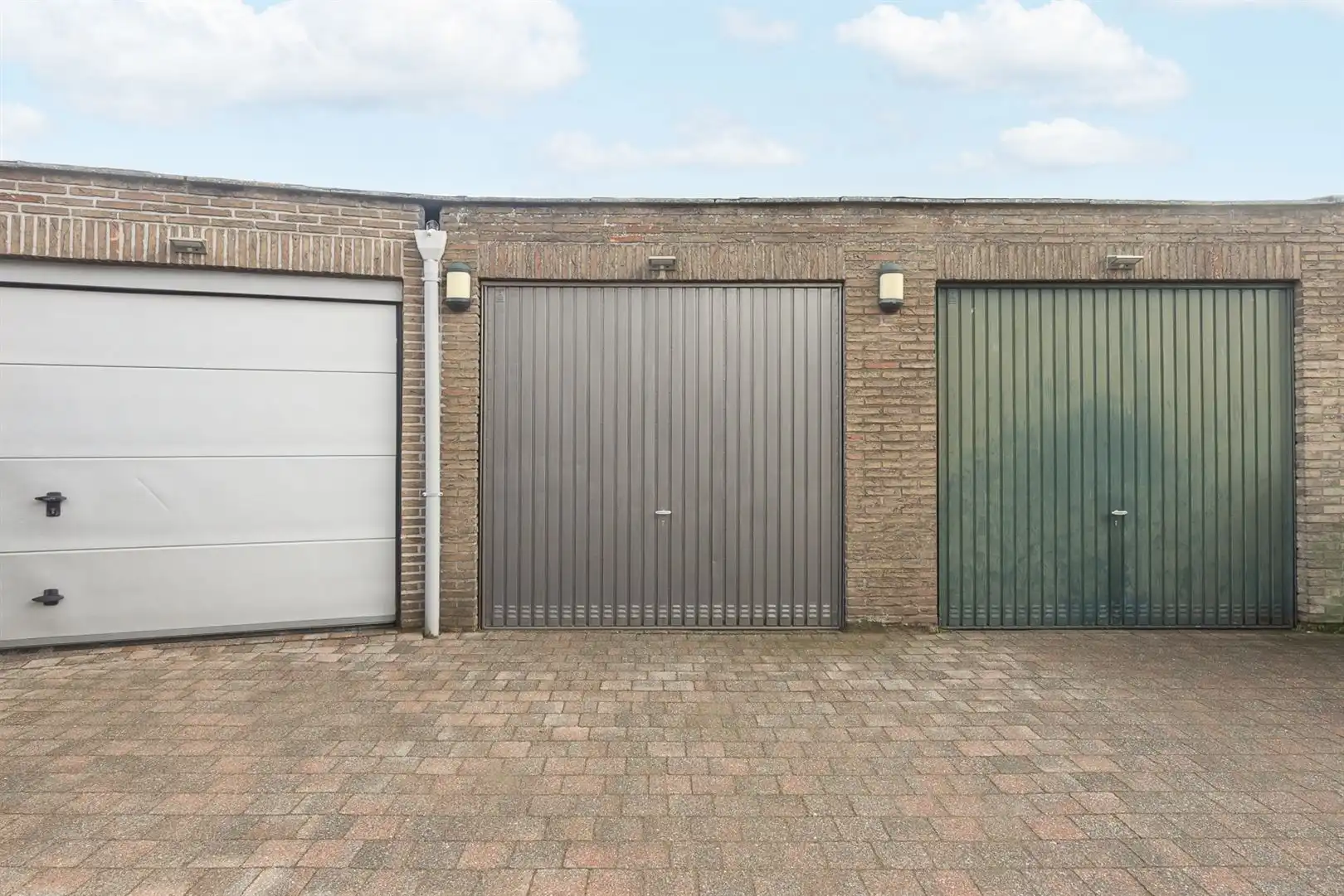 Instapklaar appartement INCL GARAGE foto 12