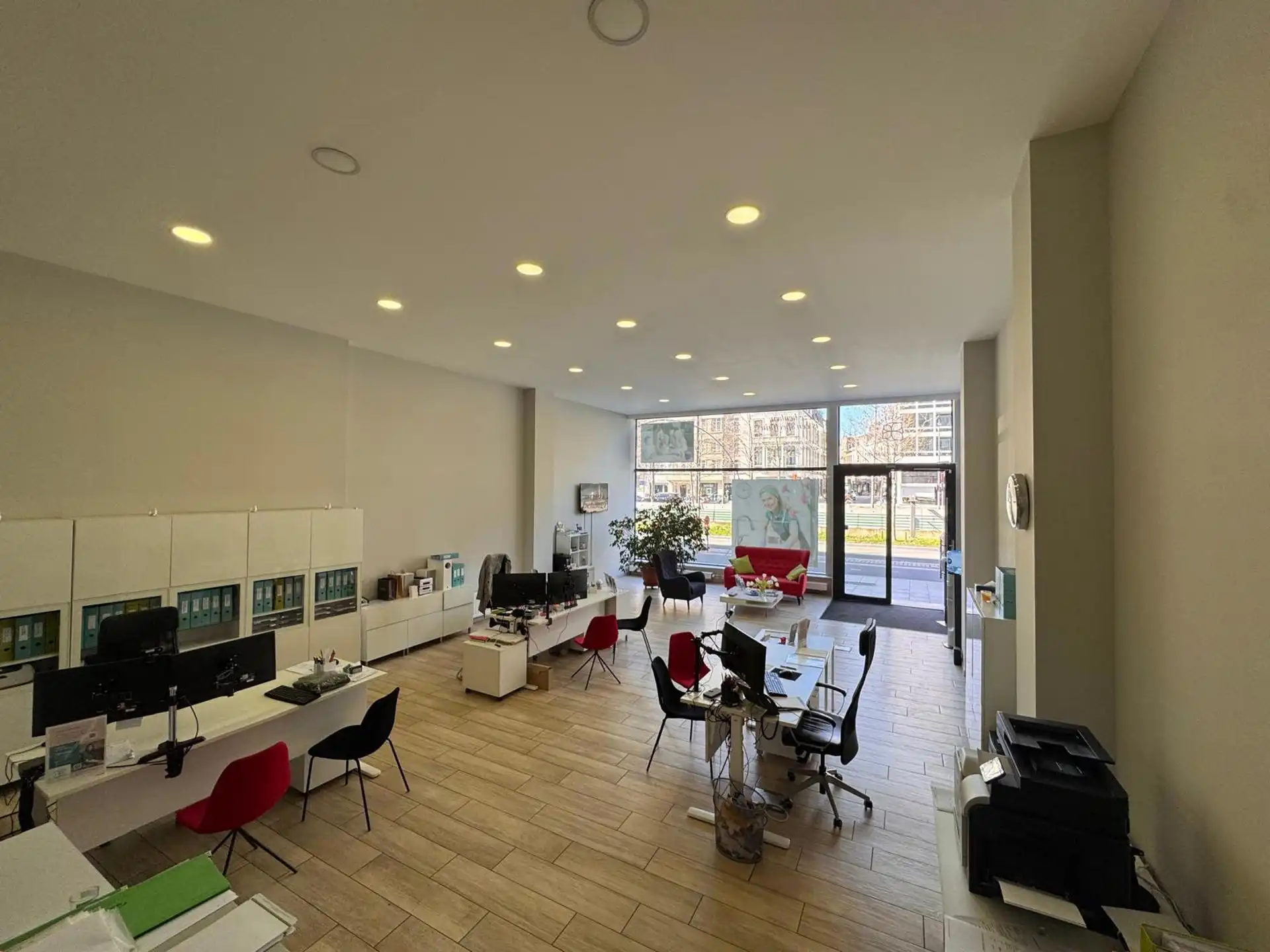 Handels- of kantoorruimte met uitstekende zichtbaarheid  foto 6
