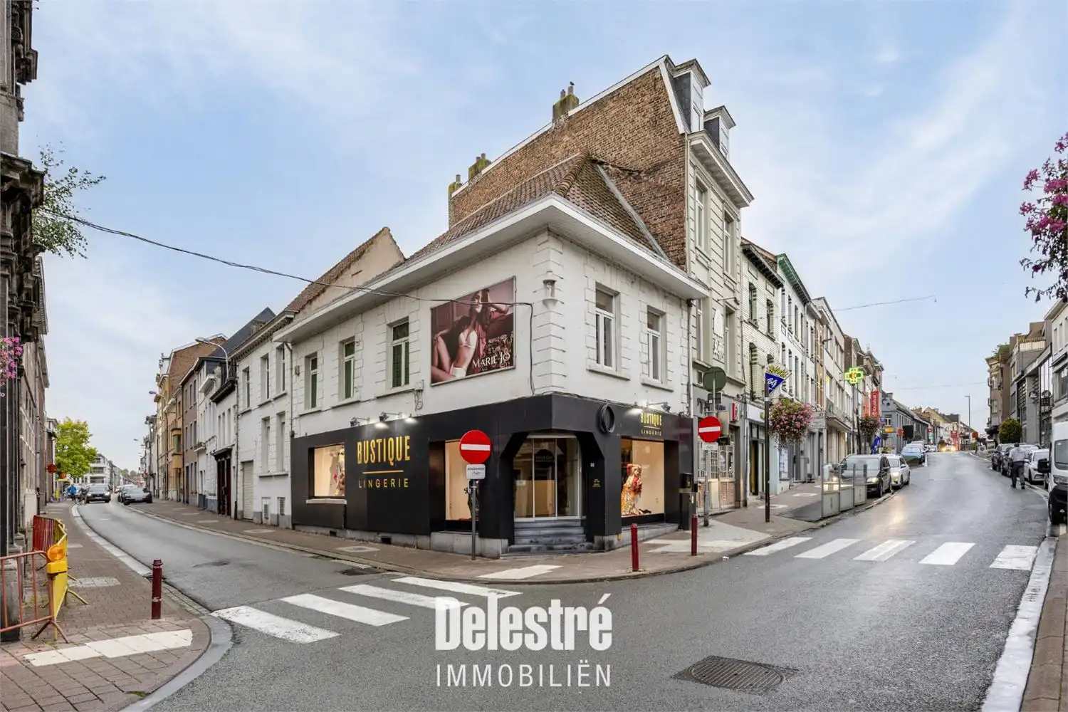 KARAKTERVOLLE HANDELSEIGENDOM MET POTENTIEEL foto 15