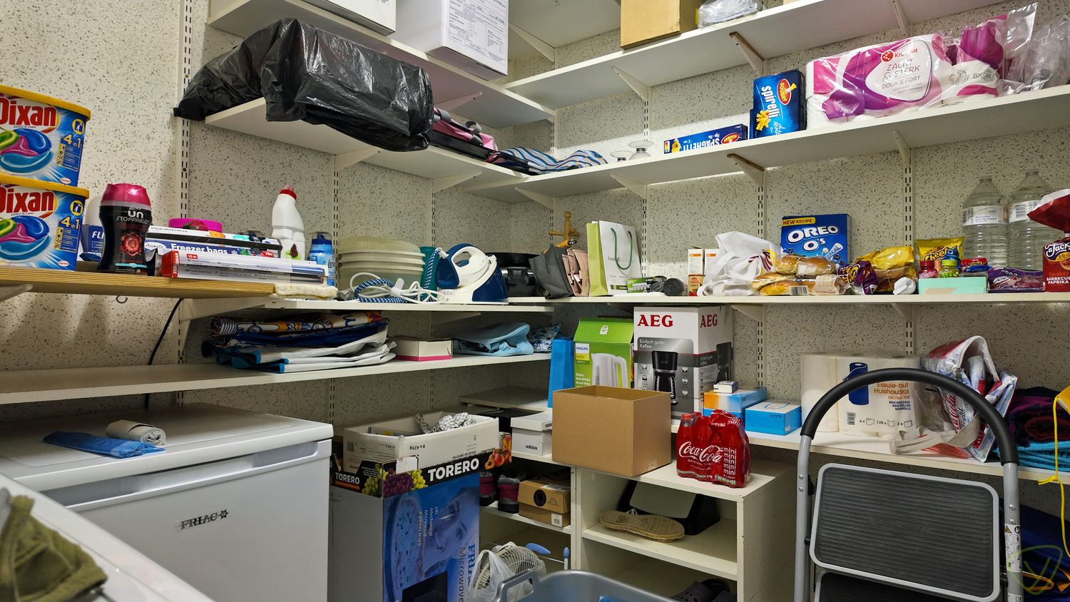 Instapklaar appartement met twee slaapkamers en parkeerplaats inbegrepen! foto 9