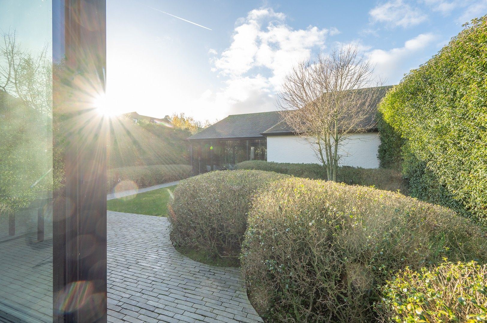 Recente villa gelegen in Duinenwater, in de nabijheid van de nieuwe golf te Knokke en het meer van Duinenwater. foto 15