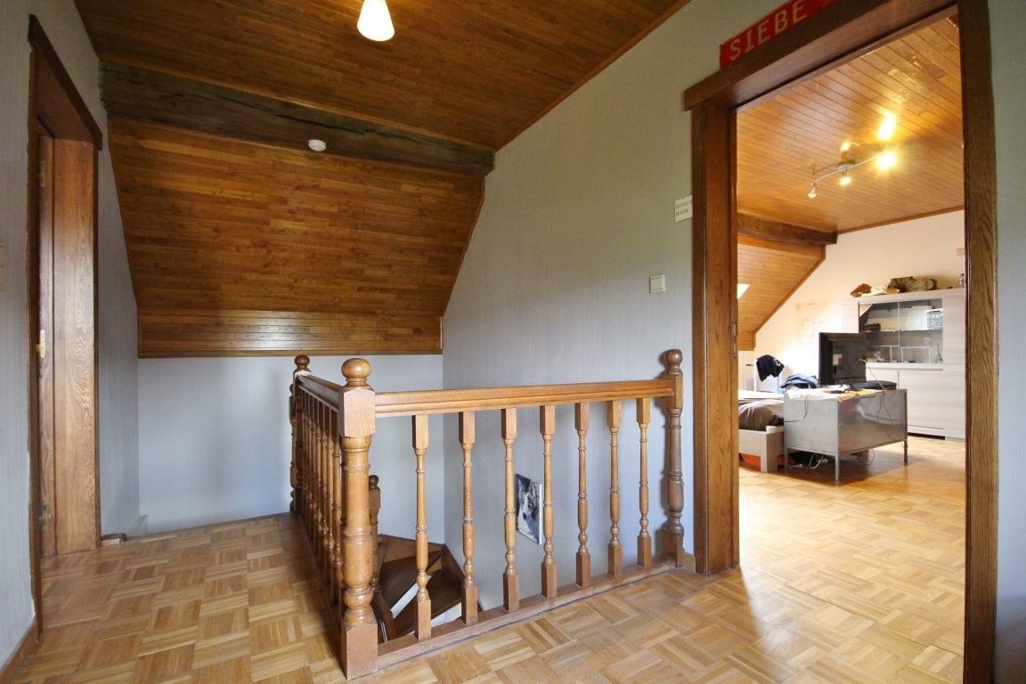 Charmante ruime hoeve met 3 slaapkamers nabij de E40 foto 15