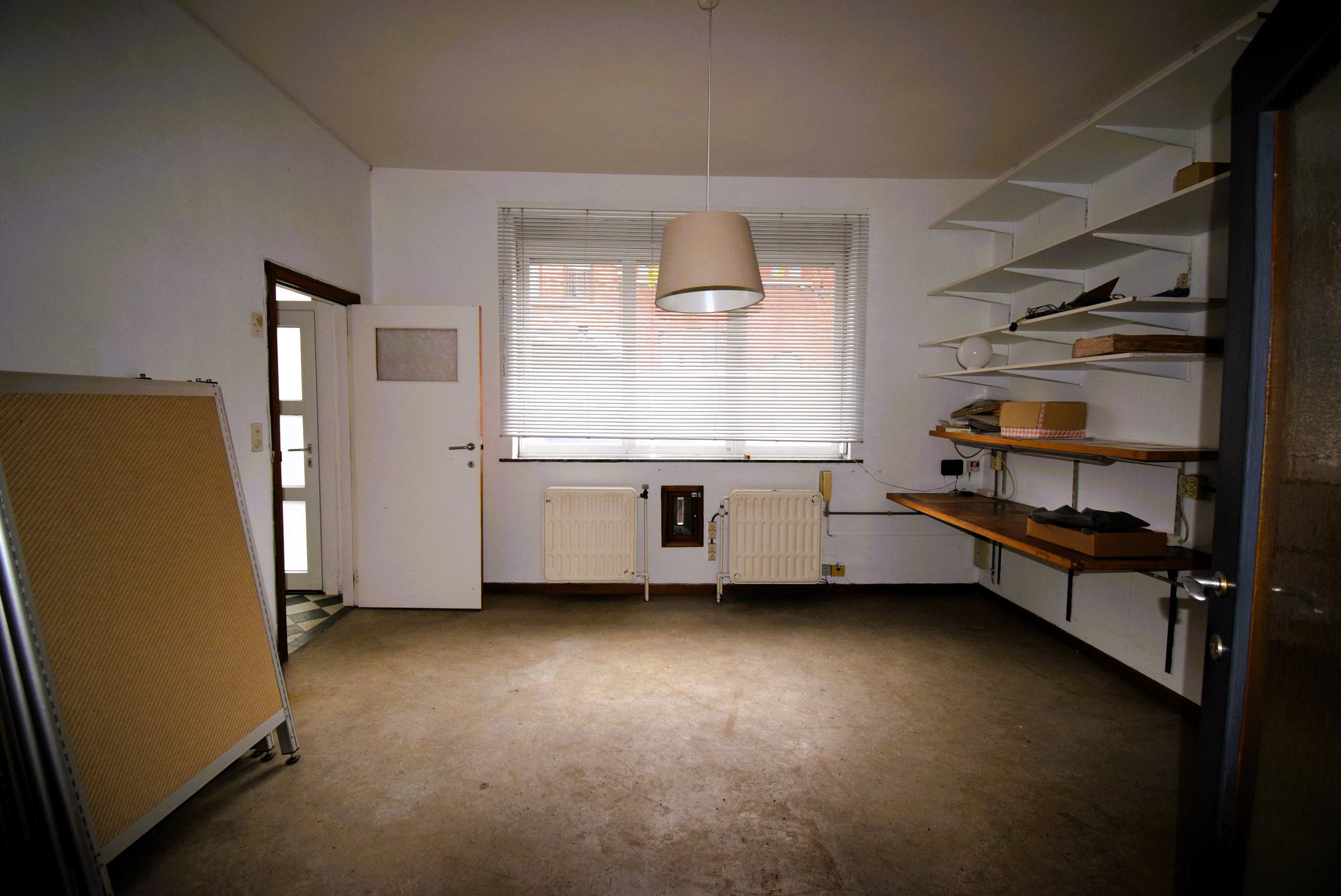 Woning met achterbouw foto 21