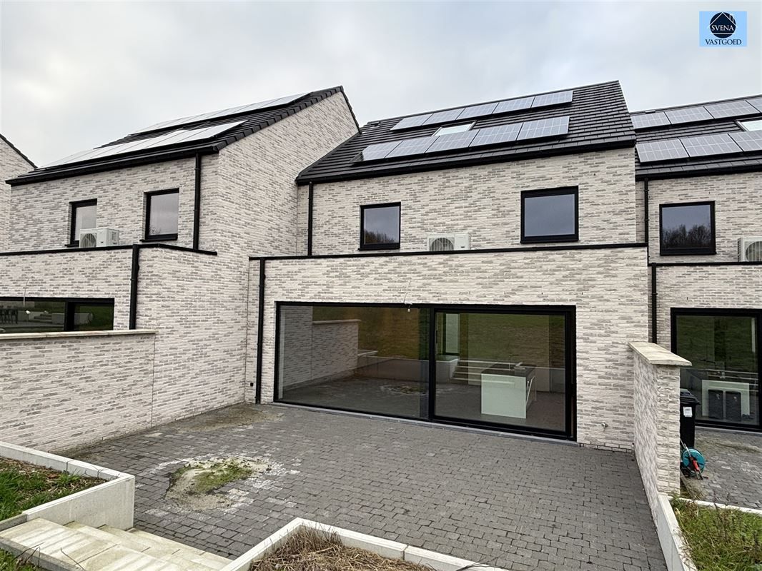 NIEUWBOUWWONING MET 4 SLAAPKAMERS EN GARAGE. foto 16