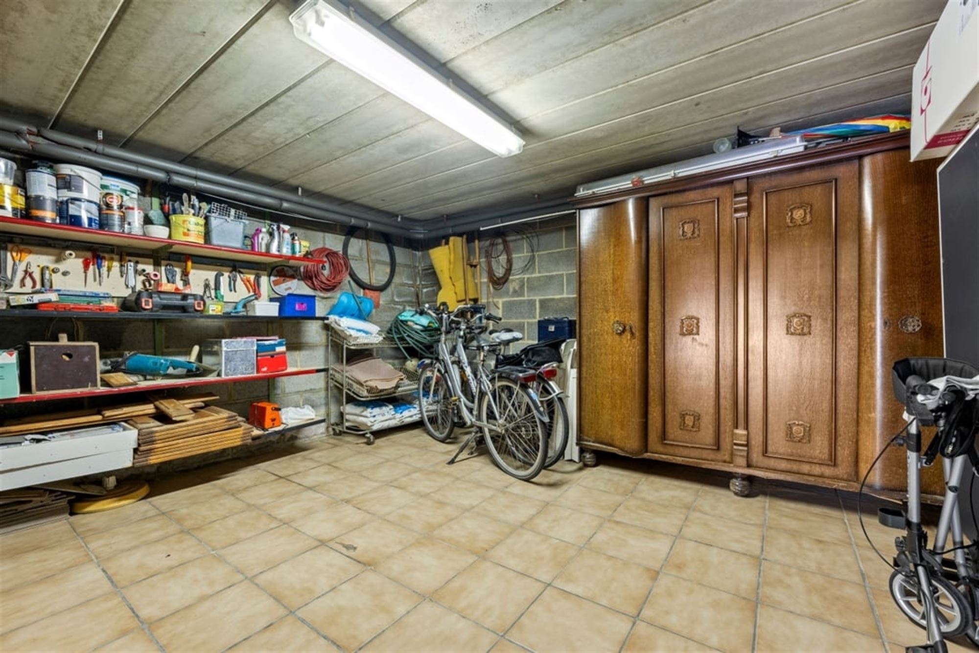 CHARMANTE GEZINSWONING OP EEN KNAP PERCEEL VAN 21A80CA IN VELM foto 32