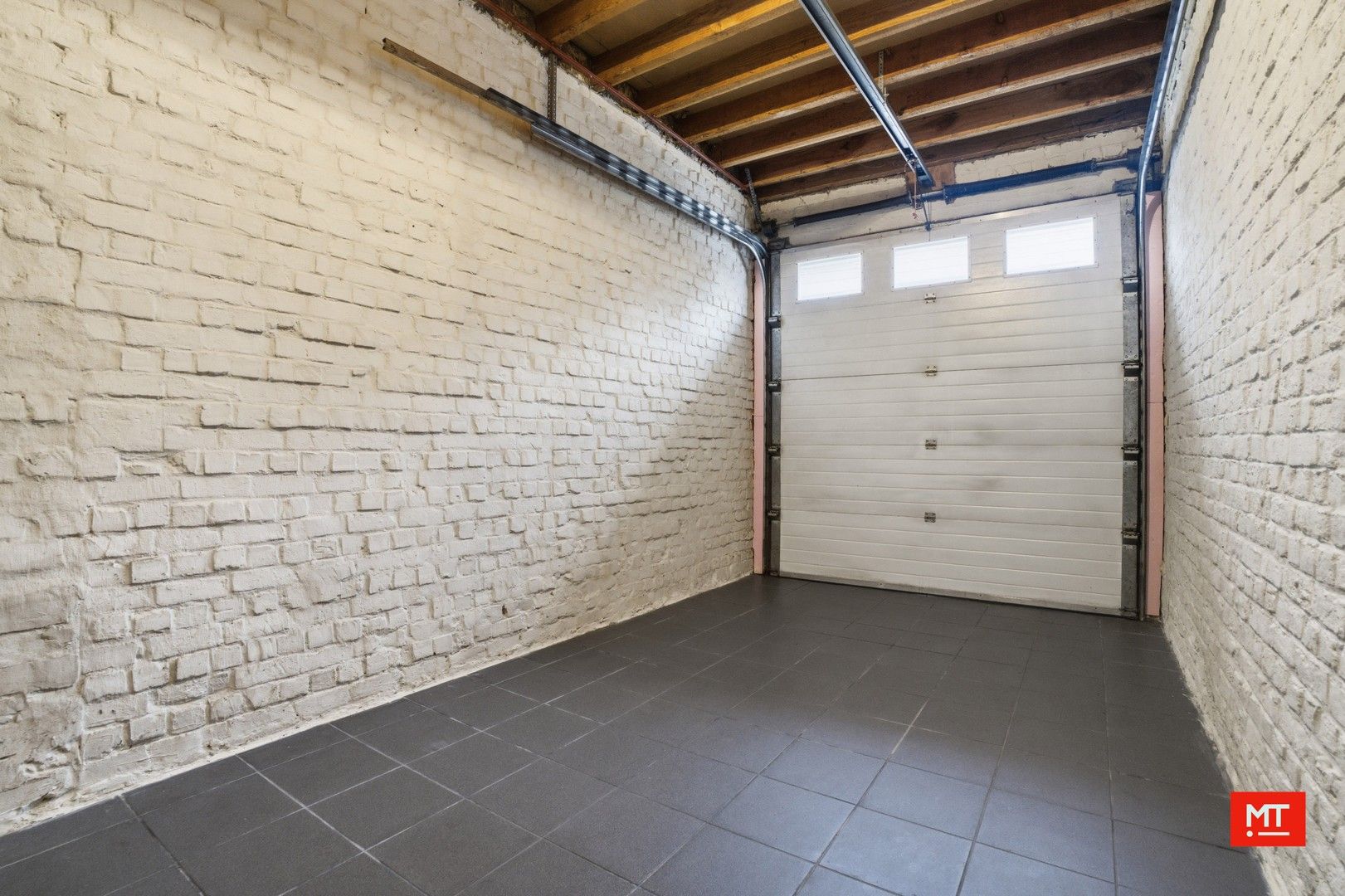 Instapklare woning met 3 à 4 slaapkamers, ZW-gerichte tuin en garage te koop in Moorslede foto 16