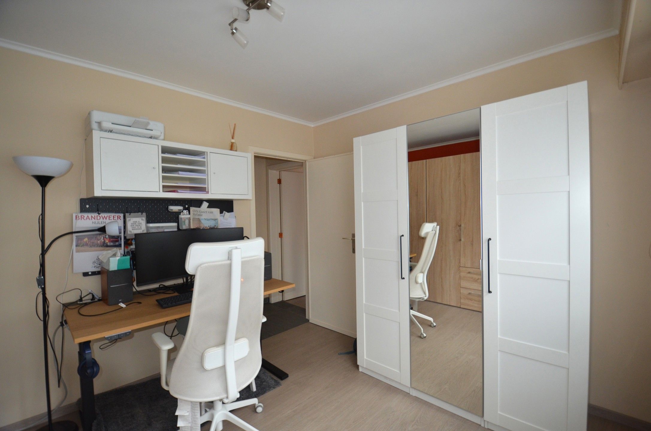 Laagbouwwoning in een doodlopende straat foto 13