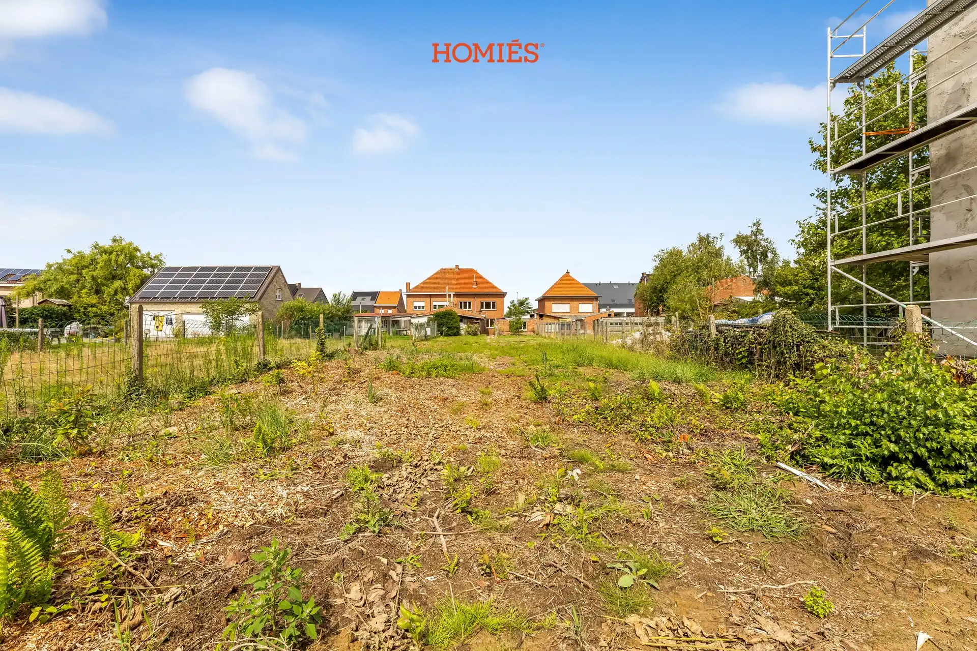 Bouwgrond in verkeersluwe straat foto 7