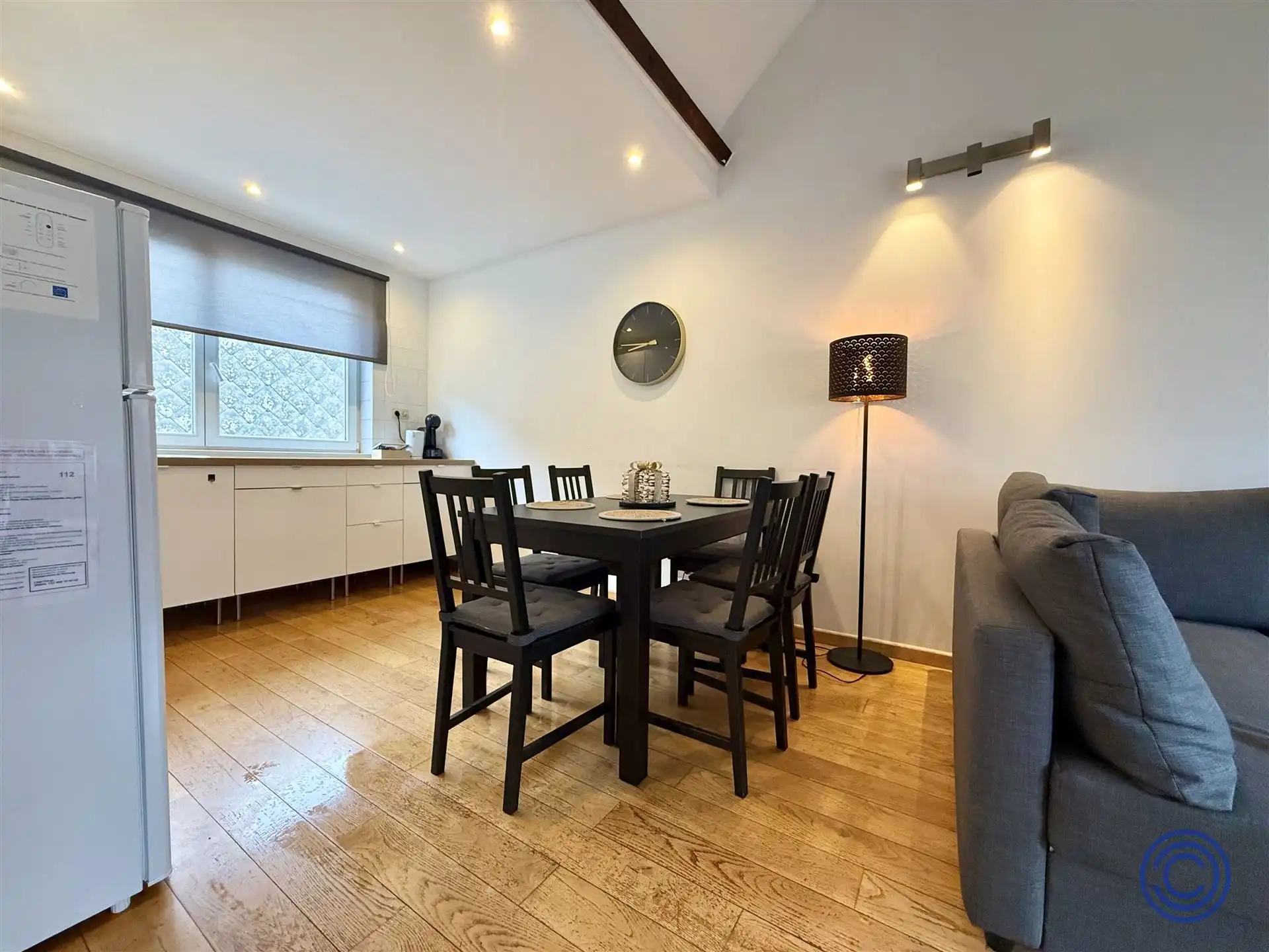 Gemeubeld duplex appartement op 't Zuid! foto 8